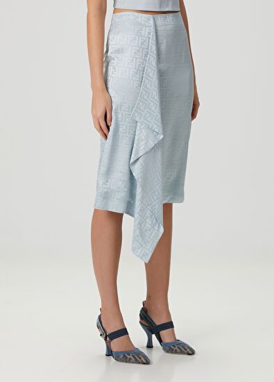 Fendi o1s1wg110226 Midi Skirt in Sky Blue Size 25" / US 0 / IT 36 - 2 Thumbnail