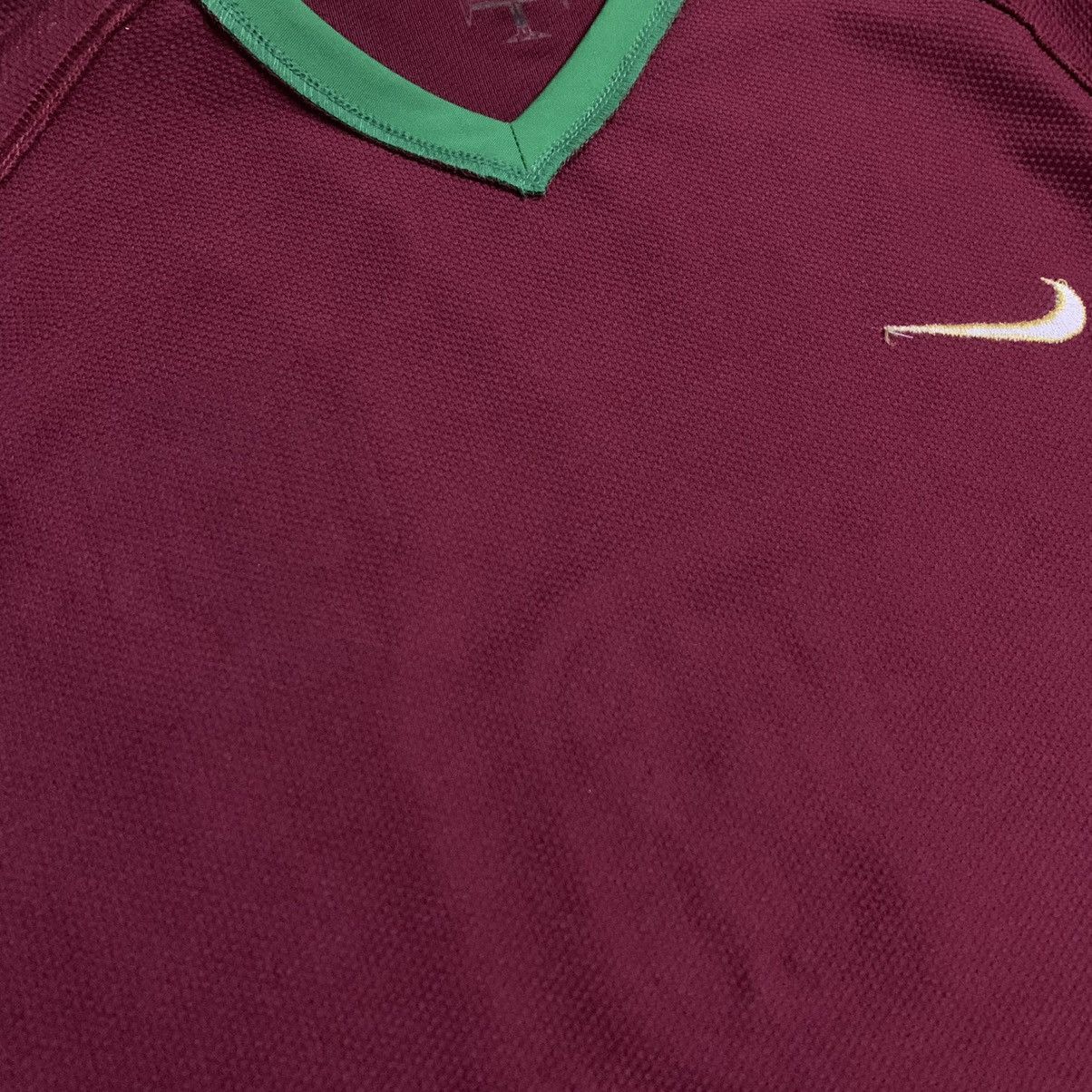 Other Portugal Home 2006 Nike Jersey Size US M / EU 48-50 / 2 - 10 Thumbnail