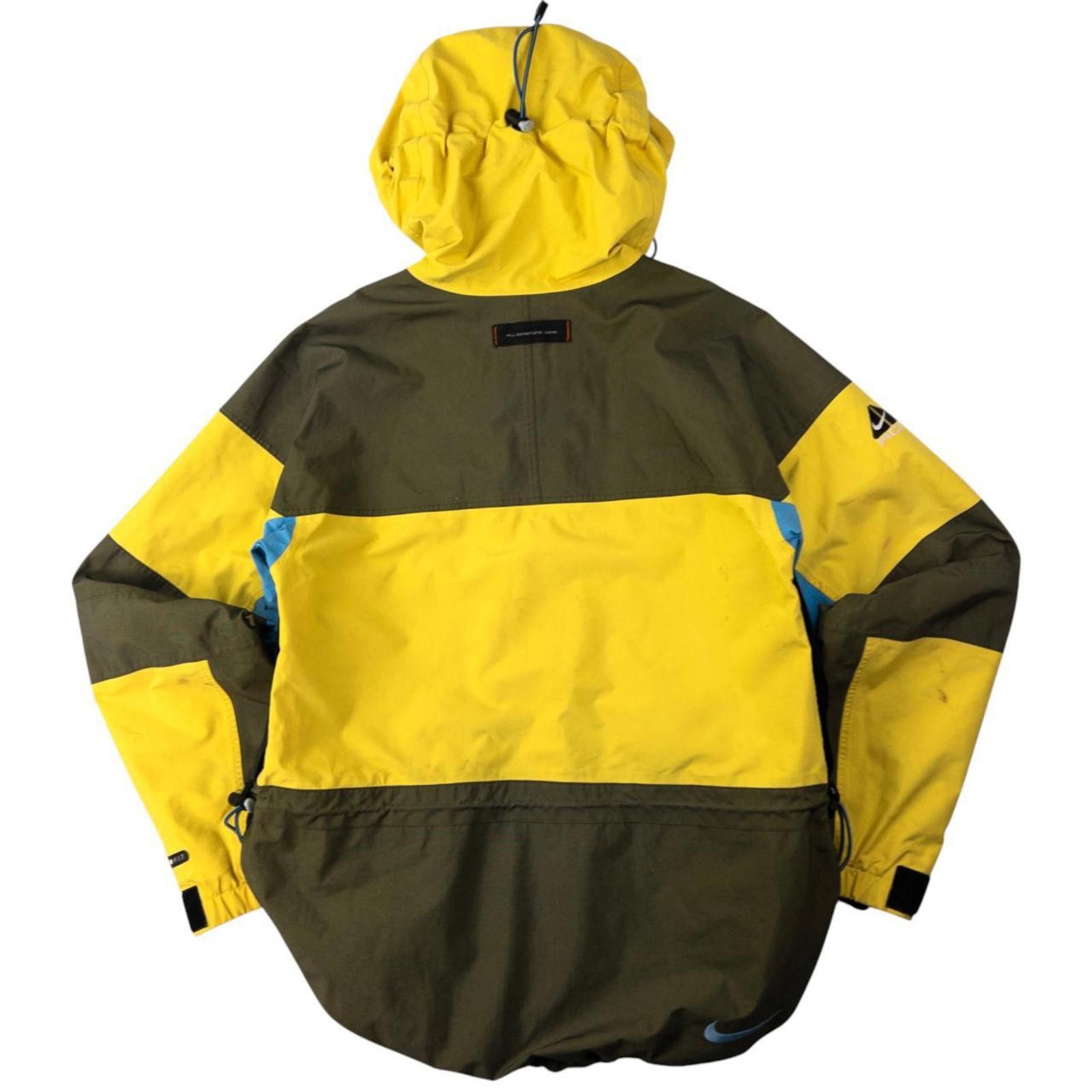 Nike Vintage Nike ACG Zip Up Snowboarding Jacket Size M Size US M / EU 48-50 / 2 - 3 Thumbnail
