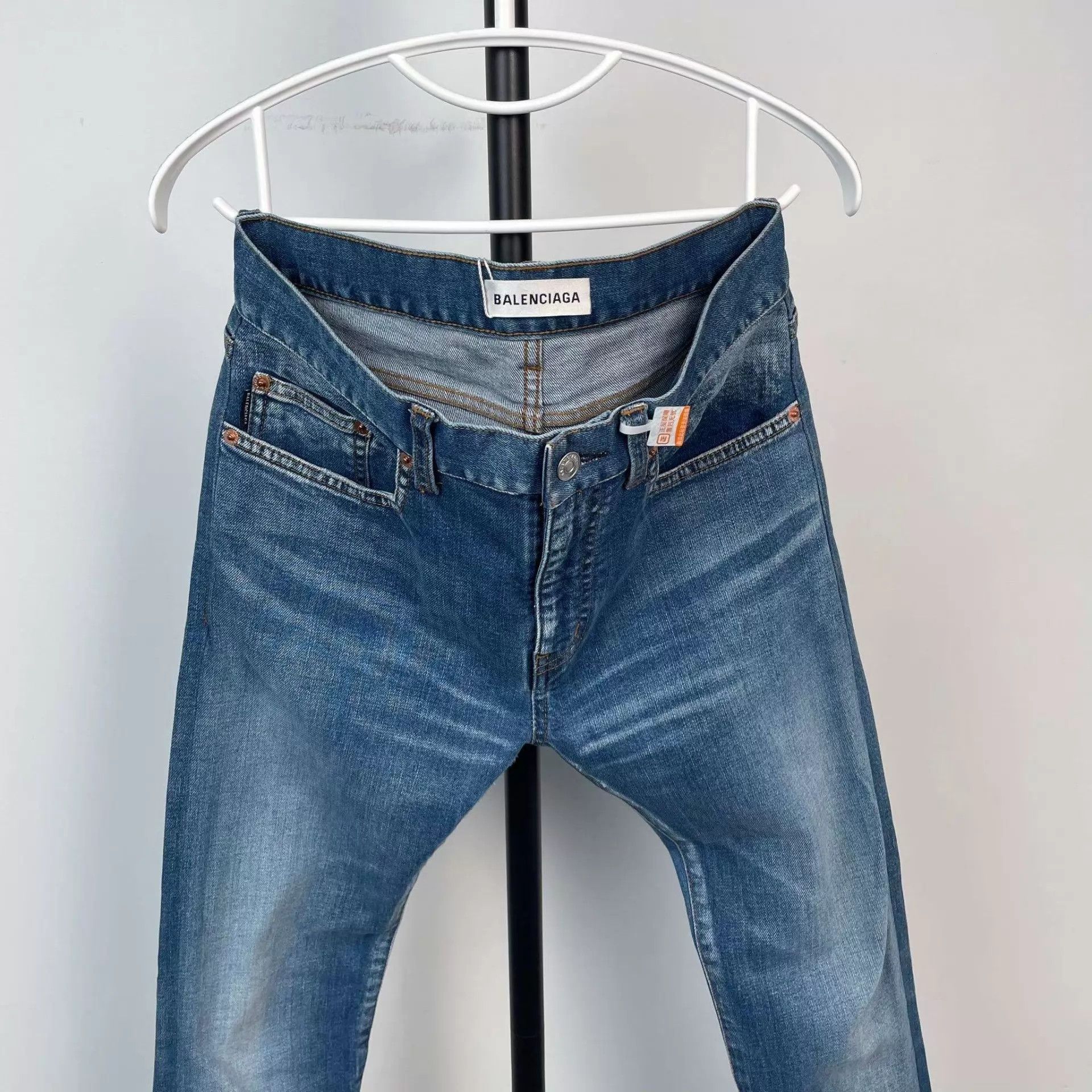Balenciaga Balenciaga jeans nude A W28 250828CHZSK02 Size 28" / US 6 / IT 42 - 3 Thumbnail