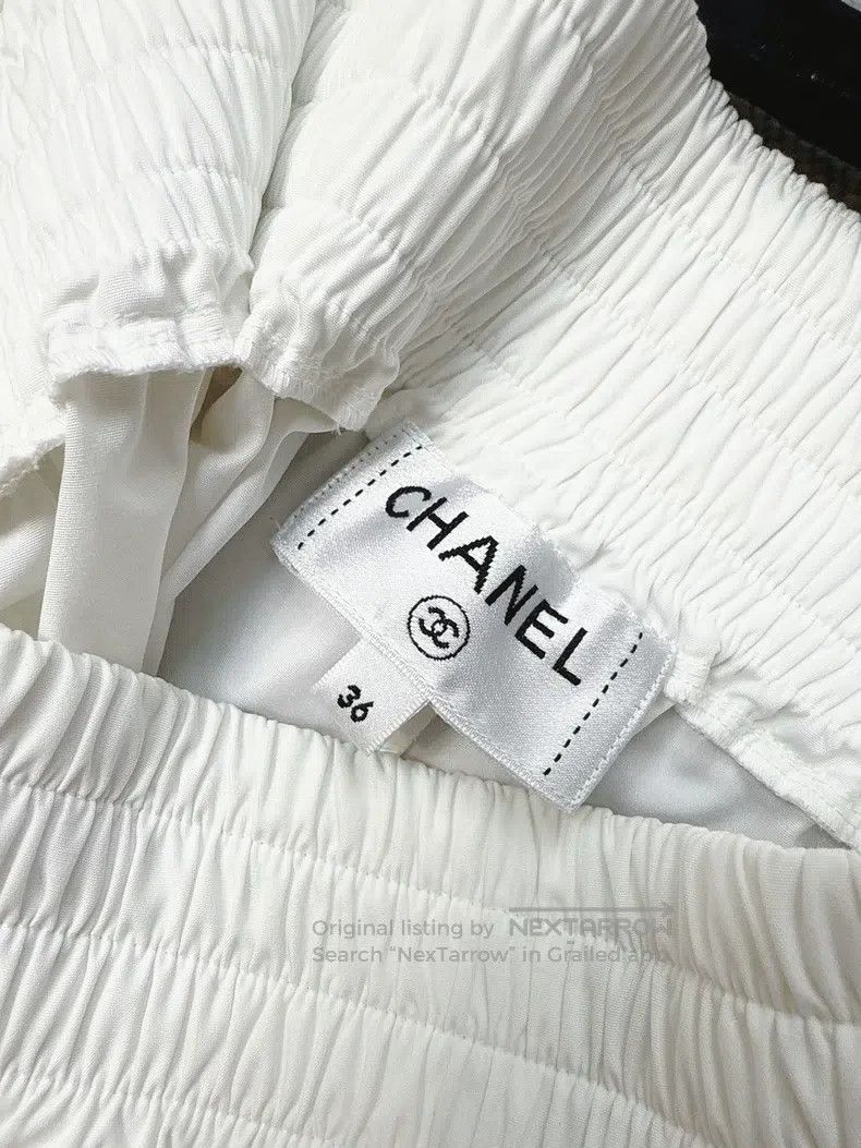 Other Chanel 23c white shorts full diamond logo waist seal diamo Size 24" / US 00 / IT 34 - 3 Thumbnail