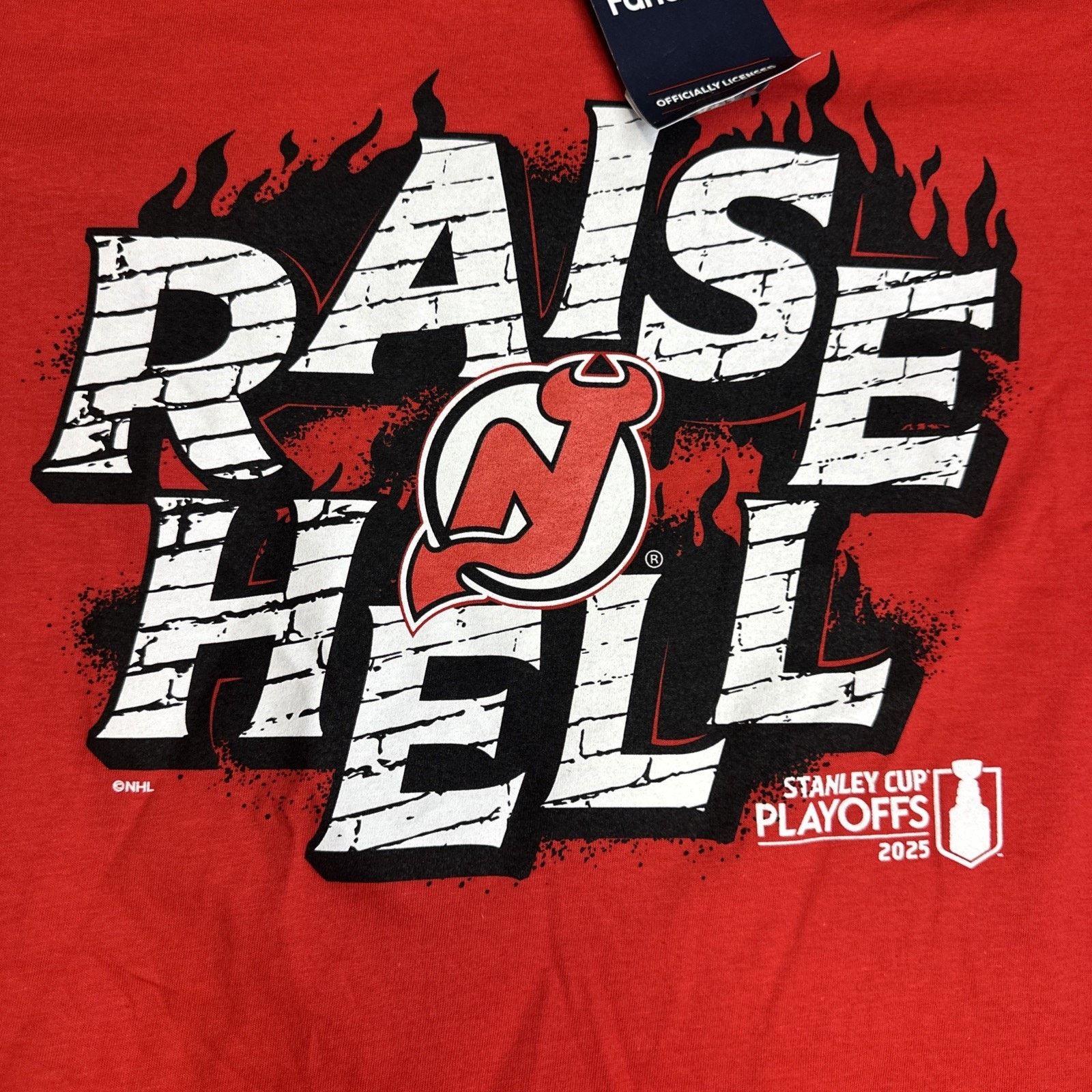 Big Dogs Fanatics Men's New Jersey Devils Raise T Shirt Medium $35 Size US S / EU 44-46 / 1 - 2 Thumbnail
