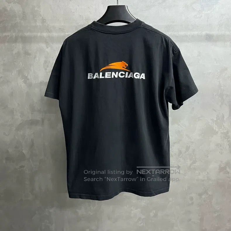 Balenciaga Balenciaga Black solid color letter logo pattern short-sle Size US M / EU 48-50 / 2 - 5 Thumbnail