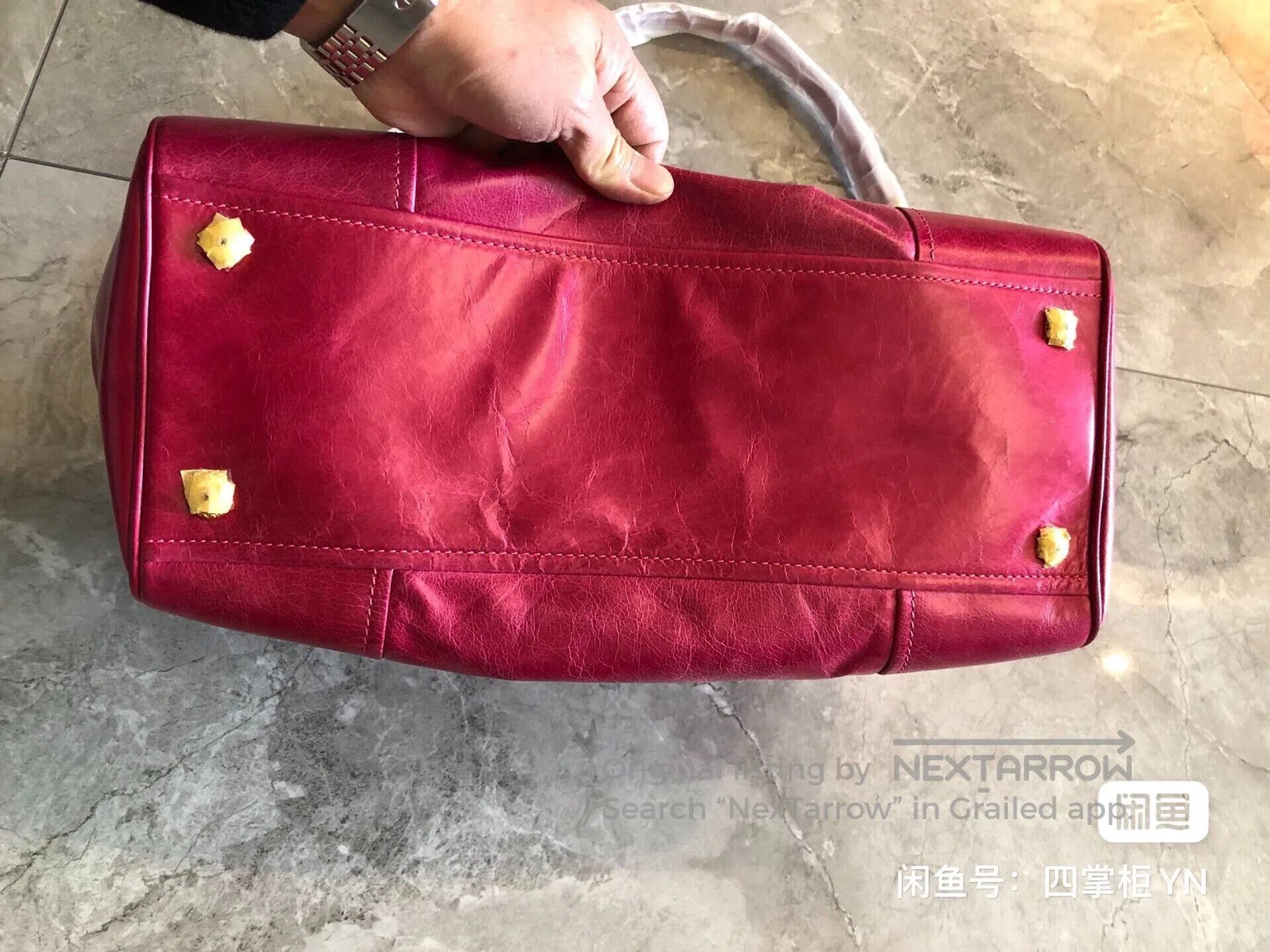 Prada Prada Large Leather Tote Shoulder Bag. Size ONE SIZE - 4 Thumbnail