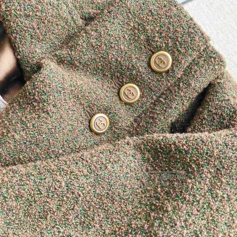 Chanel Chanel Winter Long Coat in Green . Size M / US 6-8 / IT 42-44 - 4 Thumbnail