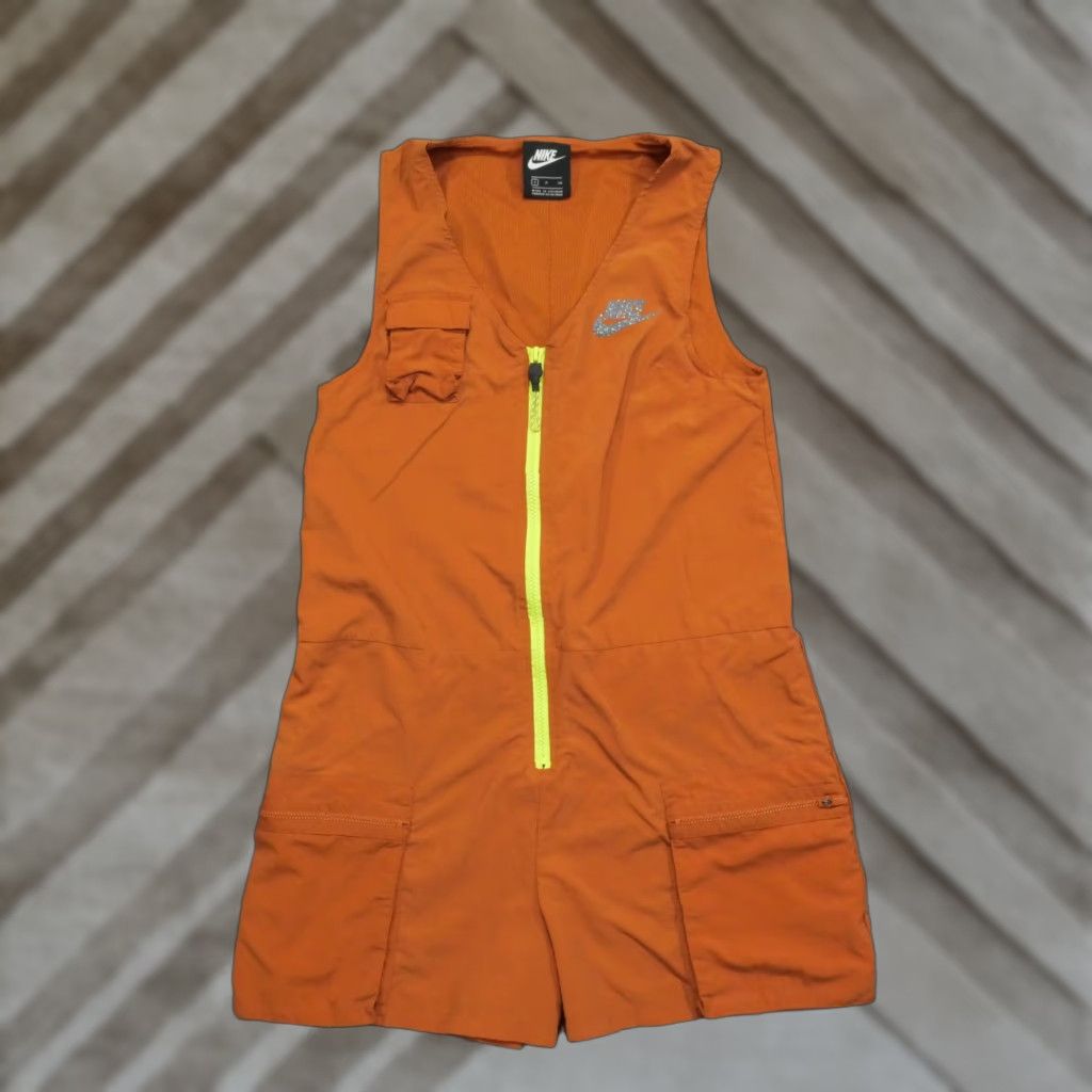 Nike Nike Romper Womens Small Orange Icon Clash Sleeveless Outdoors Size 28" / US 6 / IT 42 - 1 Thumbnail