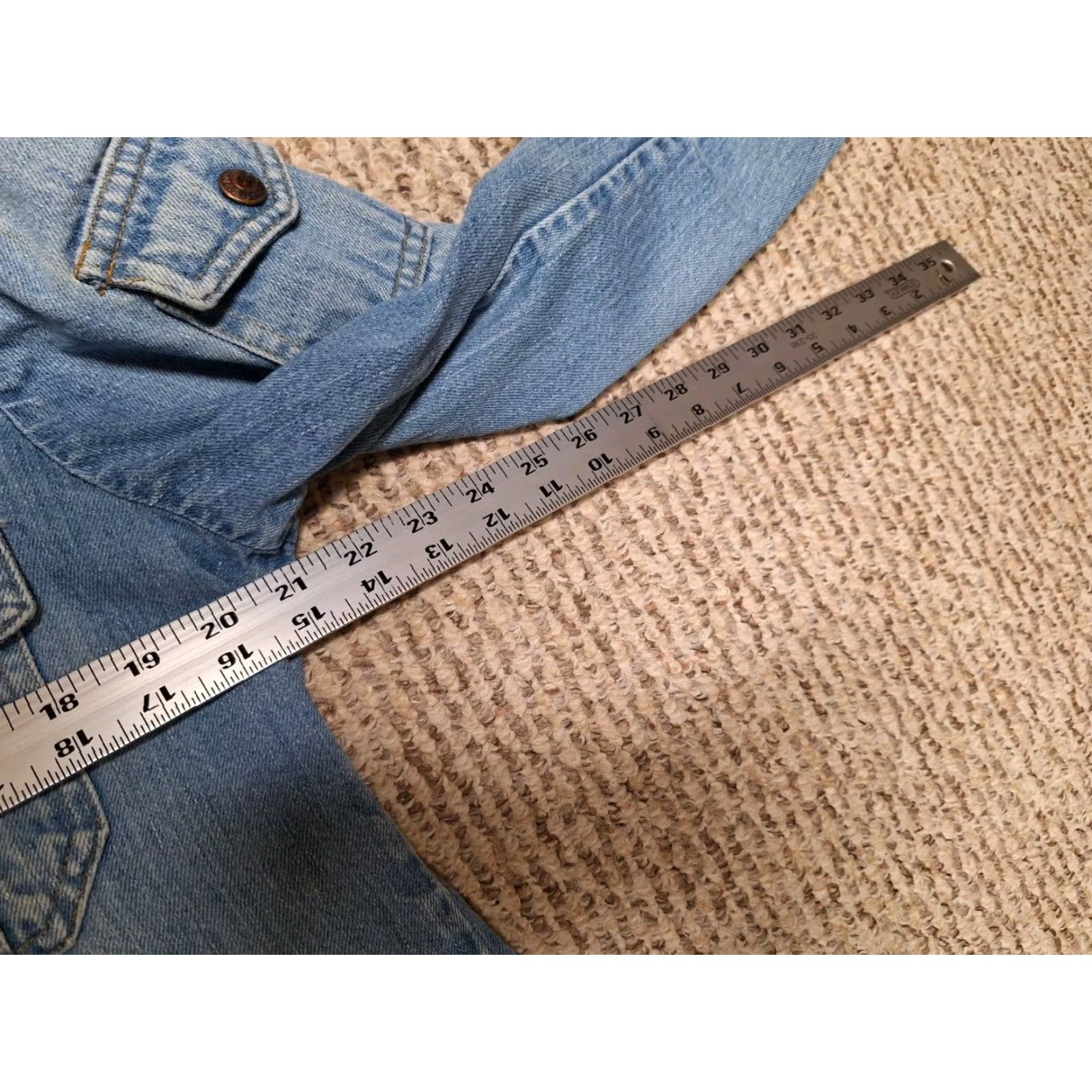 Levi's VINTAGE Levi's Button-Up Denim Shirt Jacket M/L Blue 70s 80s Orange Tab Retro Unisex Adults Long Sleeve Men's? Women? Size US M / EU 48-50 / 2 - 4 Thumbnail