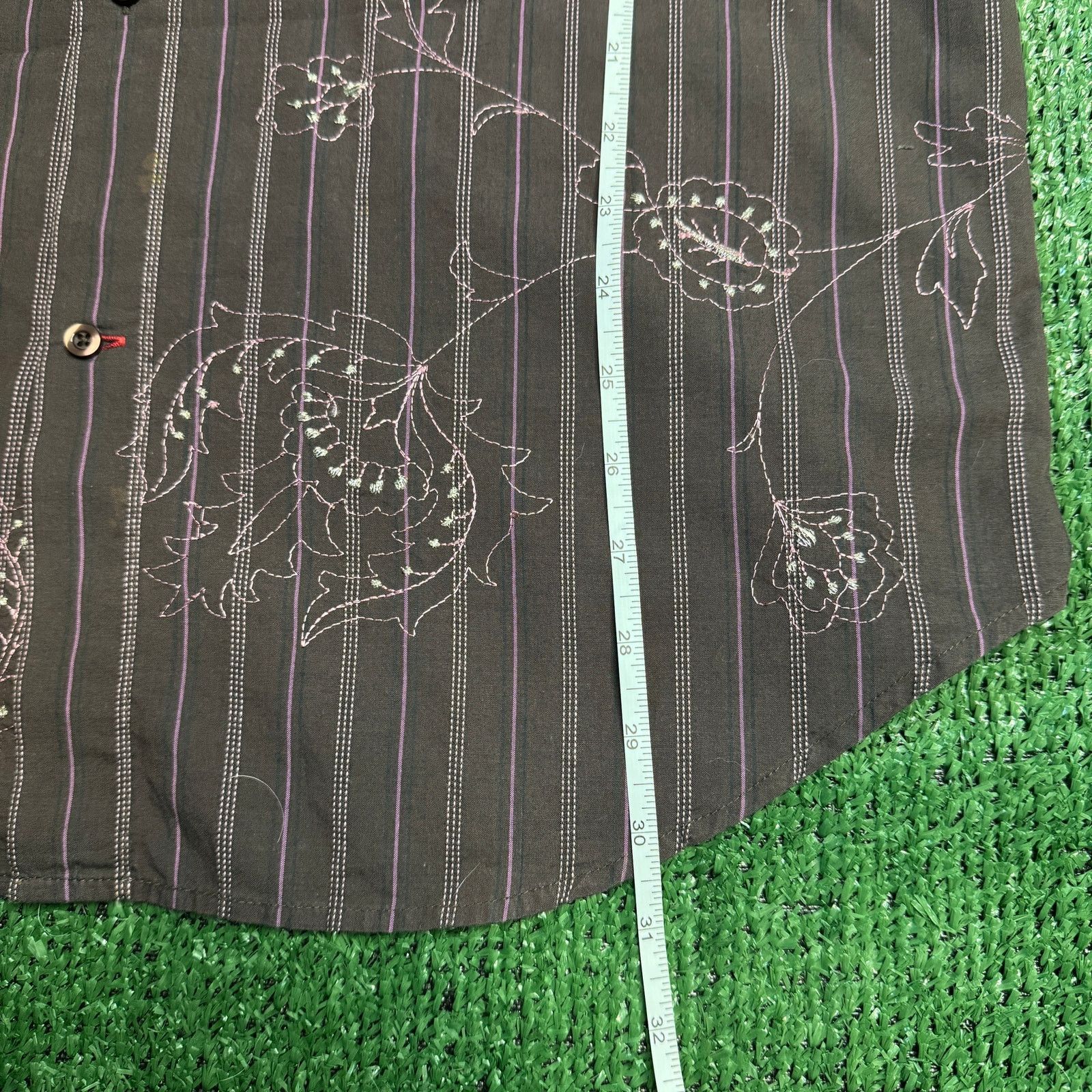 Guess Y2K Guess by Marciano Embroidered Pinstripe Shirt – L Size US L / EU 52-54 / 3 - 5 Thumbnail