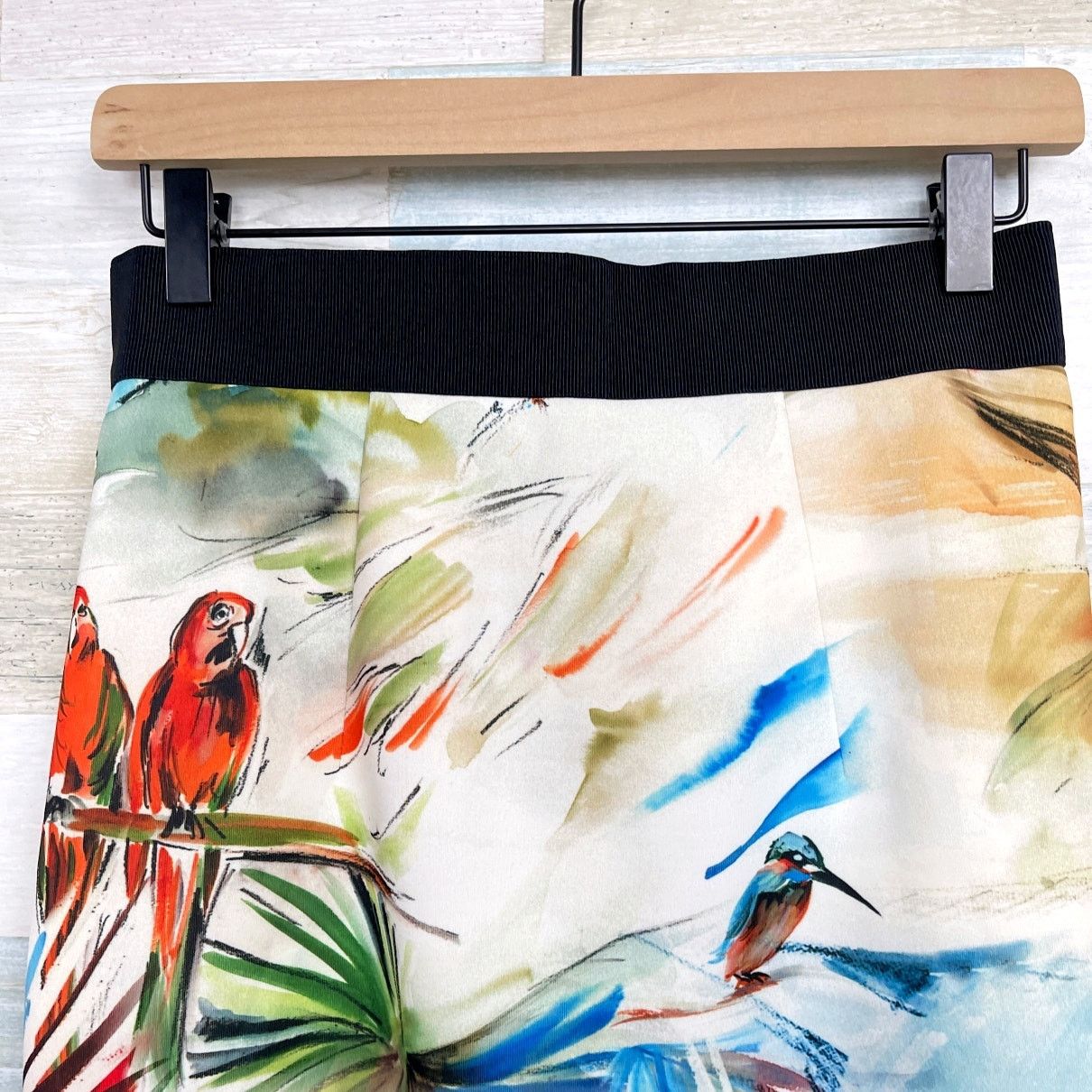 Other MILLY Watercolor Midi Scuba Skirt Beige Ribbed Womens 4 Size 27" / US 4 / IT 40 - 2 Thumbnail