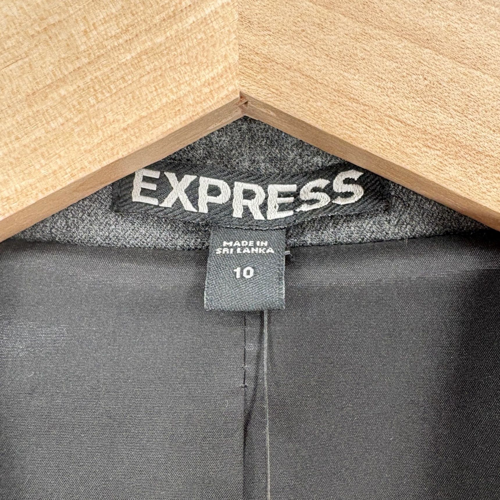 Express Express Blazer Womens 10 Gray Tailored Stretch Lined Business Suit Jacket Formal Size L / US 10 / IT 46 - 4 Thumbnail