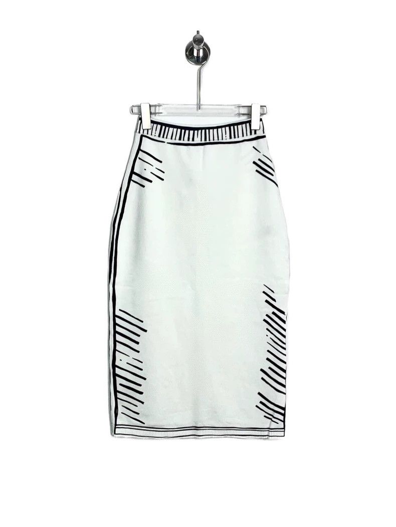Fendi FENDI Women's black line graffiti knitted half-skirt White Size 24" / US 00 / IT 34 - 2 Thumbnail