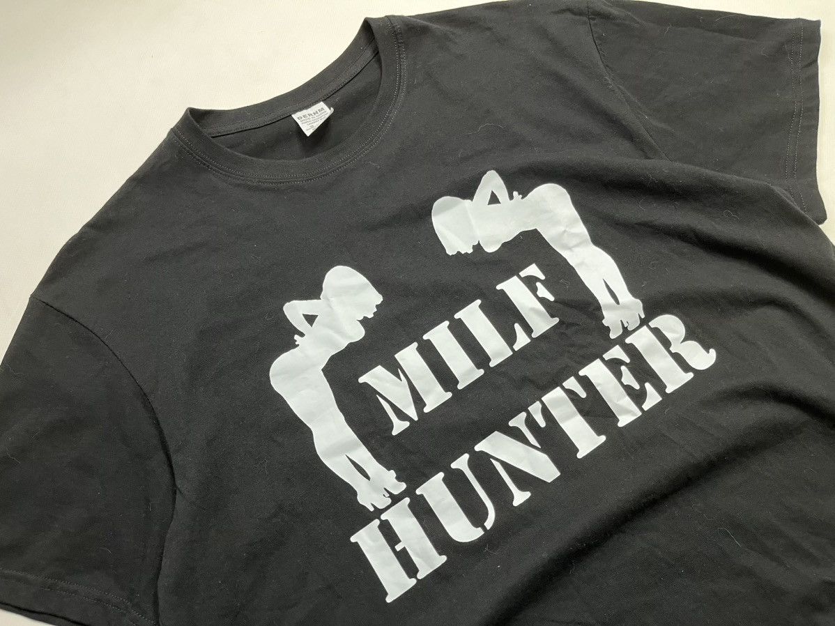 Other Milf Hunter T-shirts Size US L / EU 52-54 / 3 - 4 Thumbnail