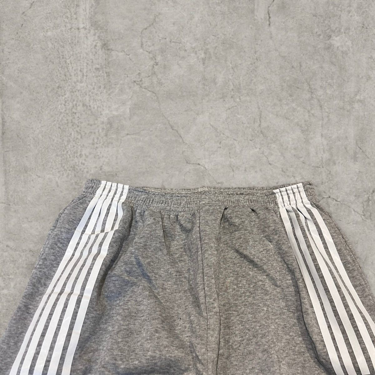 Japanese Brand Incredible baggy wide leg Korean joggers in grey. Size M Size US 32 / EU 48 - 3 Thumbnail