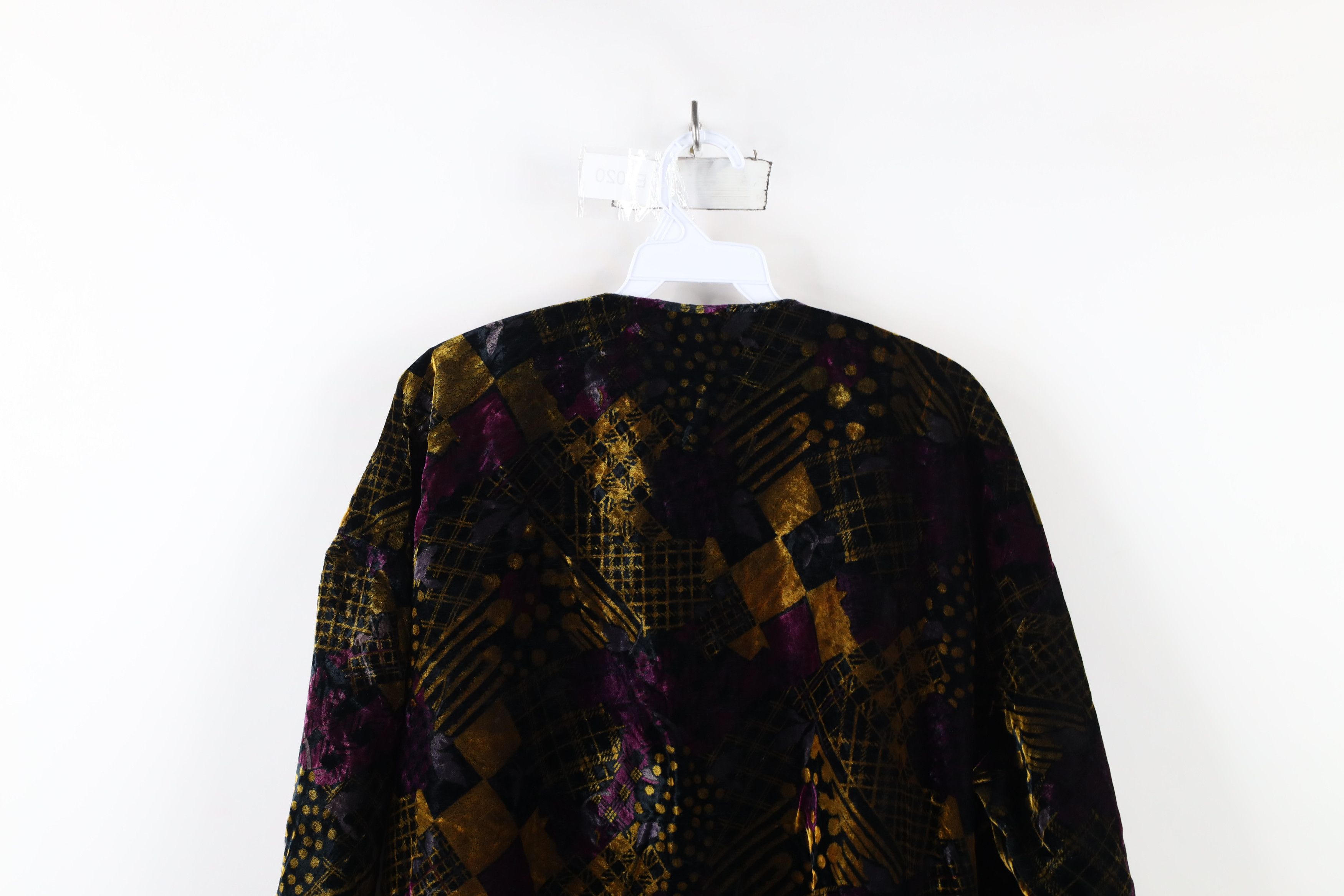 Vintage Vintage 90s Streetwear Velour Abstract Button Jacket USA Size XL / US 12-14 / IT 48-50 - 14 Thumbnail