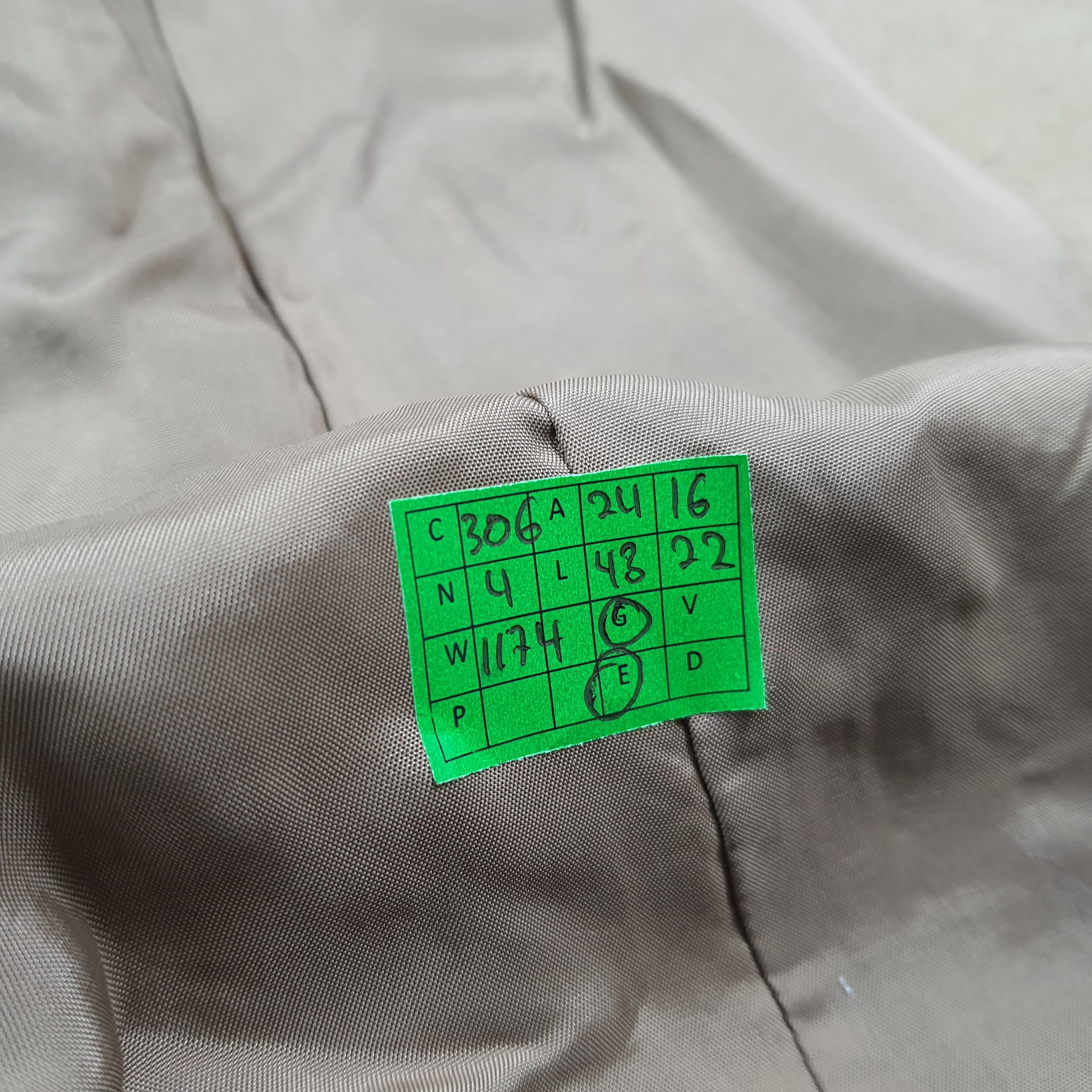 Vintage Tan Trench Coat by Dormeuil Paris Fauz Fur Collar C306N4 Size US L / EU 52-54 / 3 - 8 Thumbnail