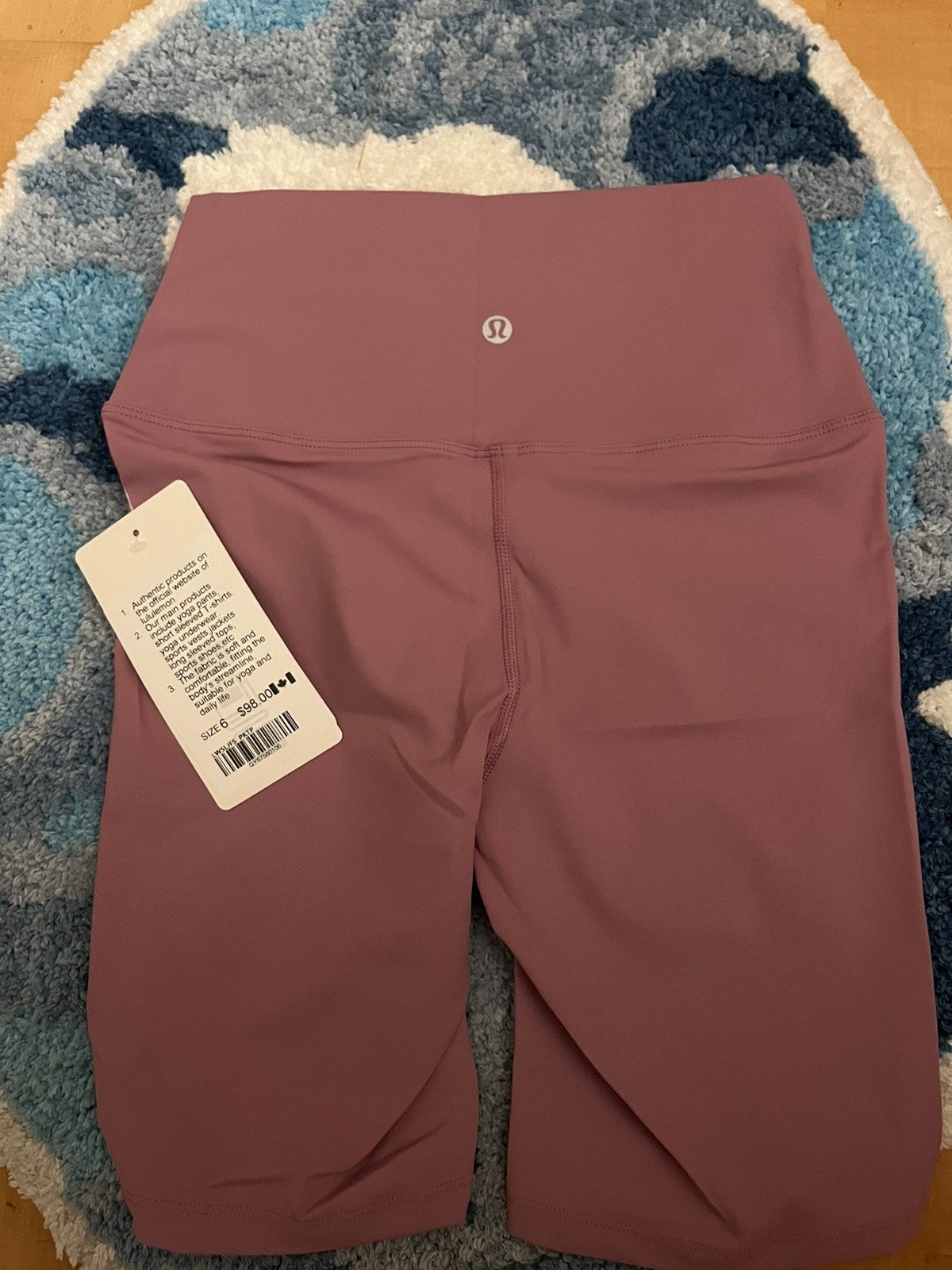 Lululemon Burgundy Lulu lemon shorts Size 28" / US 6 / IT 42 - 2 Thumbnail