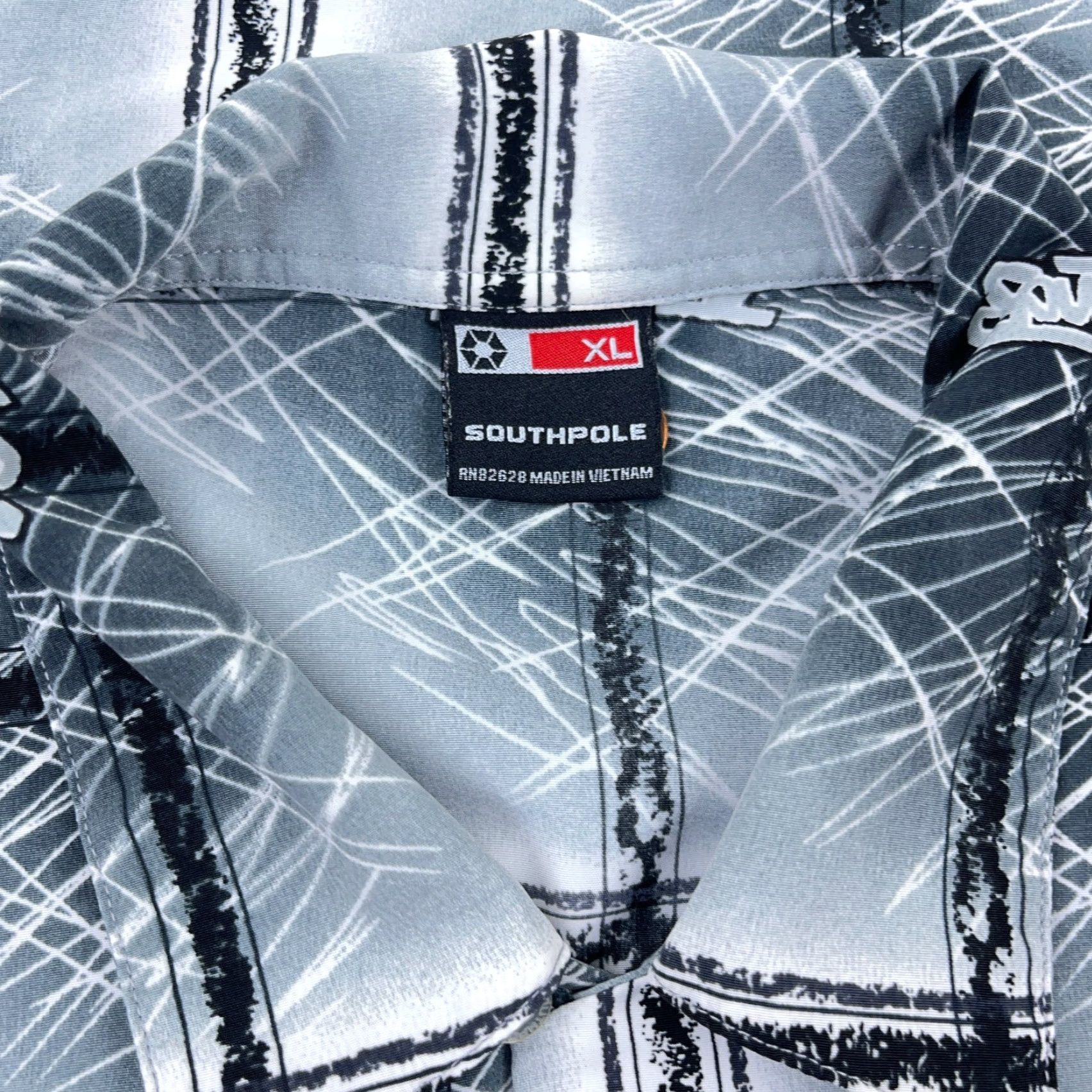 Southpole VINTAGE South Pole Shirt Men XL Black Gray Button Up Y2K Baggy AOP All Over Size US XL / EU 56 / 4 - 3 Thumbnail