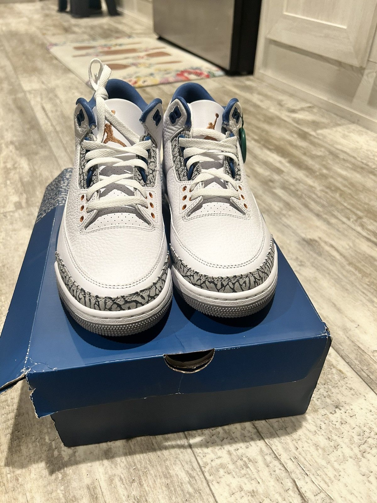 Jordan Brand JORDAN 3 WIZARDS🔵 Size US 9 / EU 42 - 2 Thumbnail