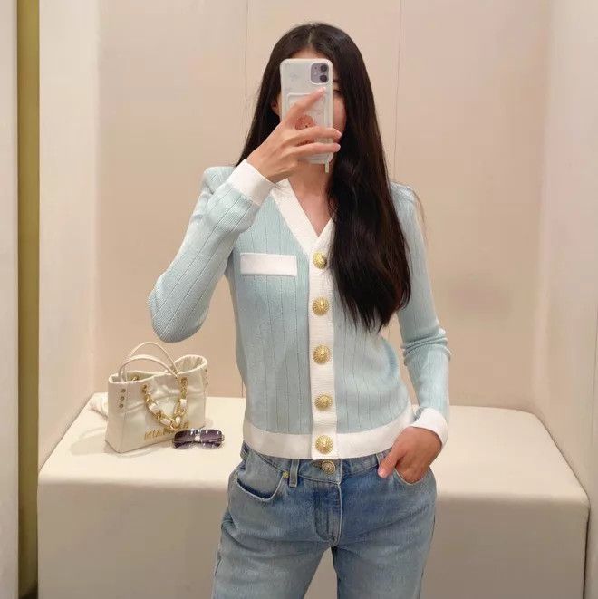 Balmain Balmain 24 V-neck long sleeve white light blue knit top wmn Size XXS / US 00 / IT 34 - 6 Thumbnail