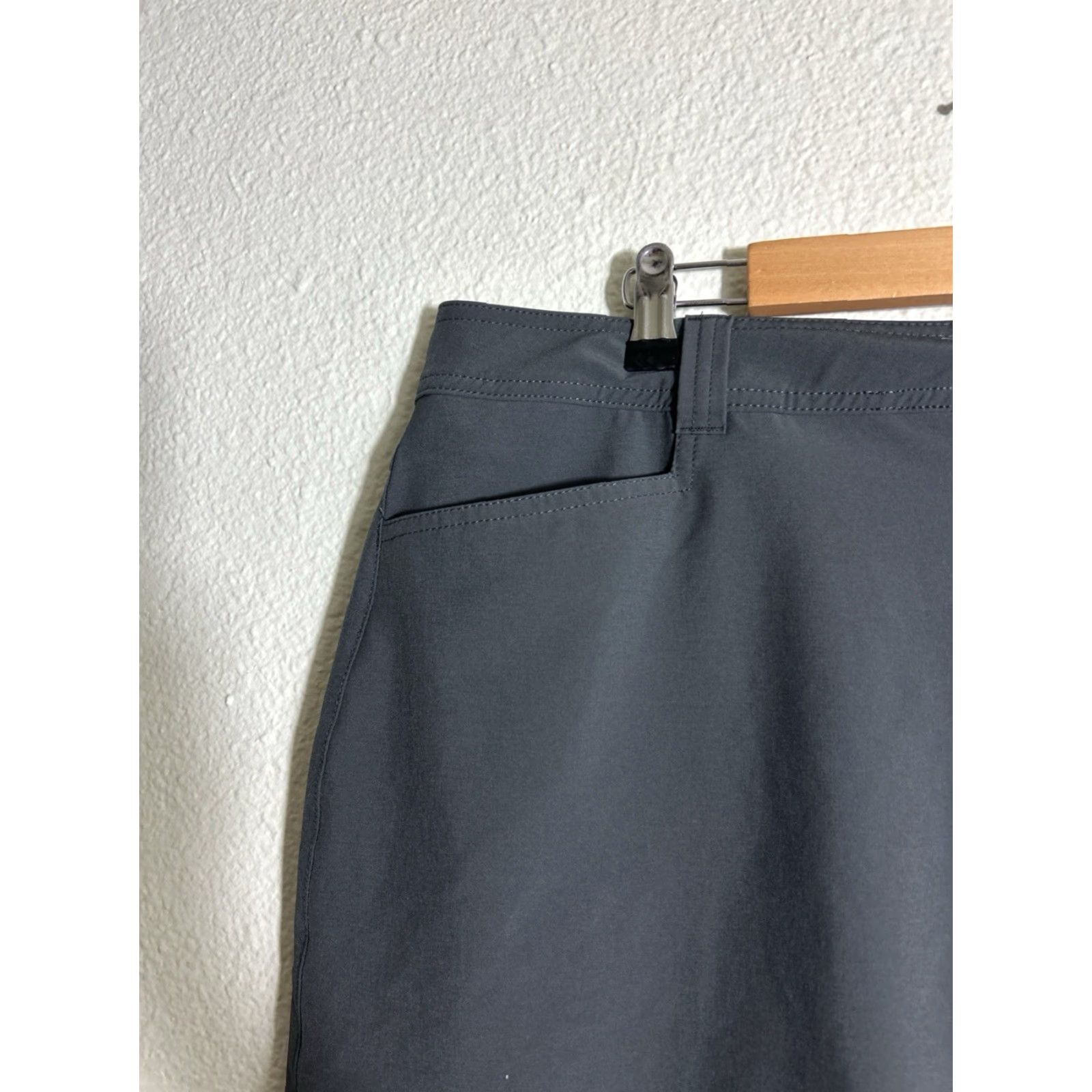 Eddie Bauer Eddie Bauer Women’s Adventurer 2.0 Skort Skort Gray XS? Wait Size 36" / US 14 / IT 50 - 4 Thumbnail