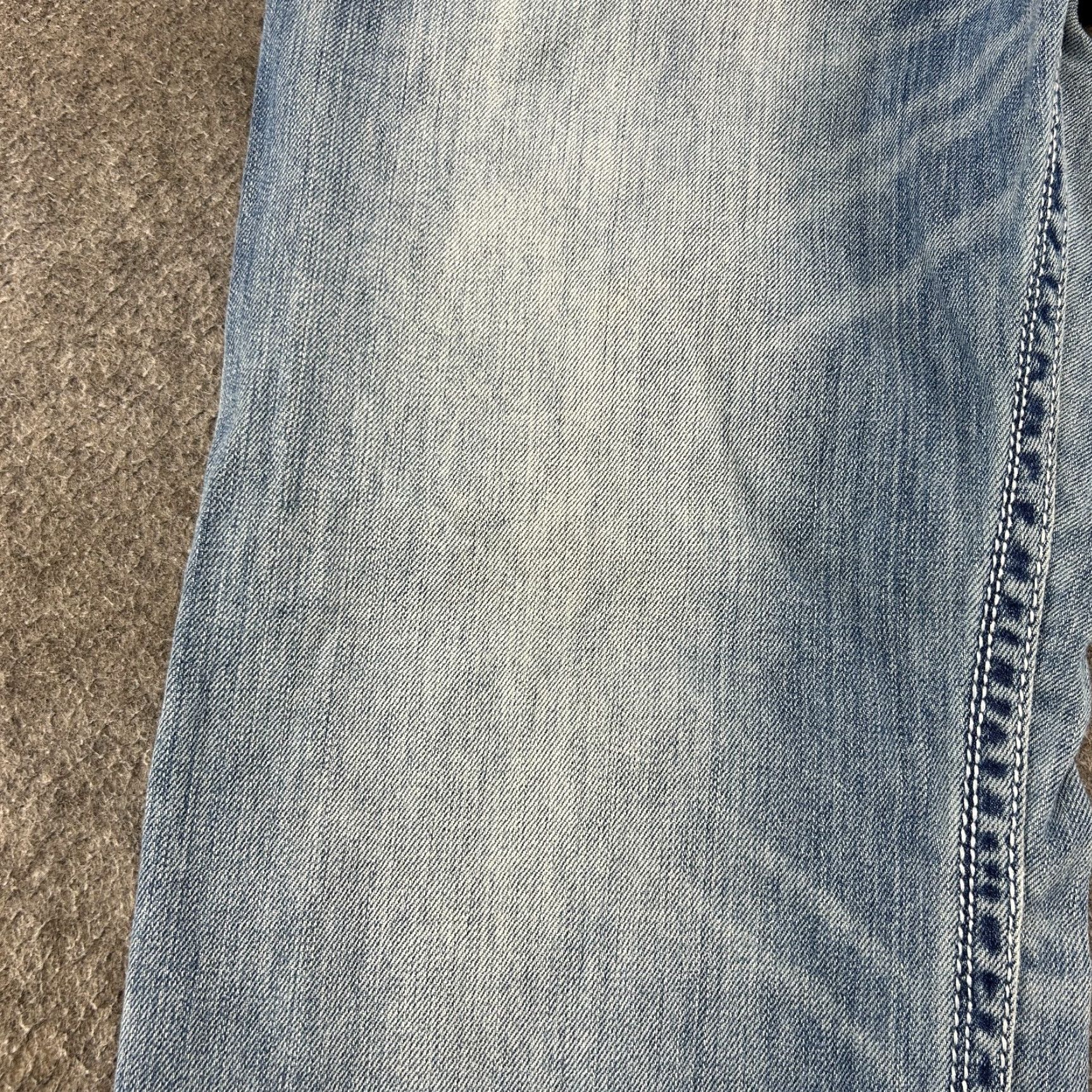 Vintage BKE Tyler Jeans Men 34S 34x31 Blue Relaxed Bootcut Light Wash Denim Size US 34 / EU 50 - 5 Thumbnail