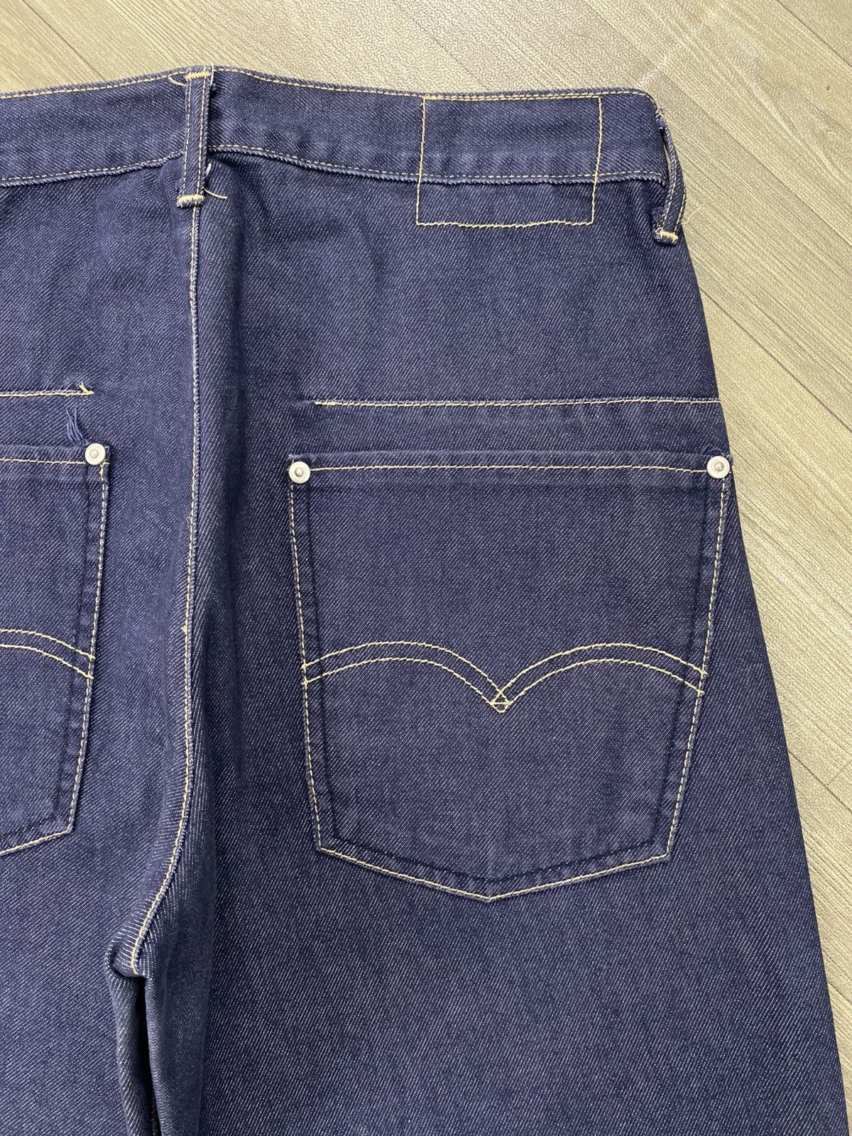 Levi's Vintage Clothing 1999s Vintage Levi’s Engineered Japan Indigo Baggy Jeans Size US 29 - 12 Thumbnail