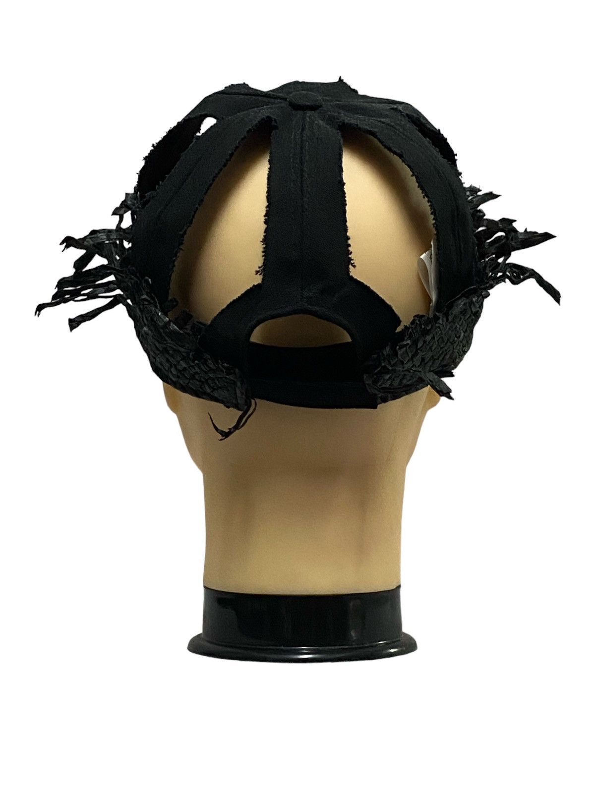 Maison Margiela Rare‼️Maison Margiela Decorated Raphia Hat Black in Black Size ONE SIZE - 12 Thumbnail