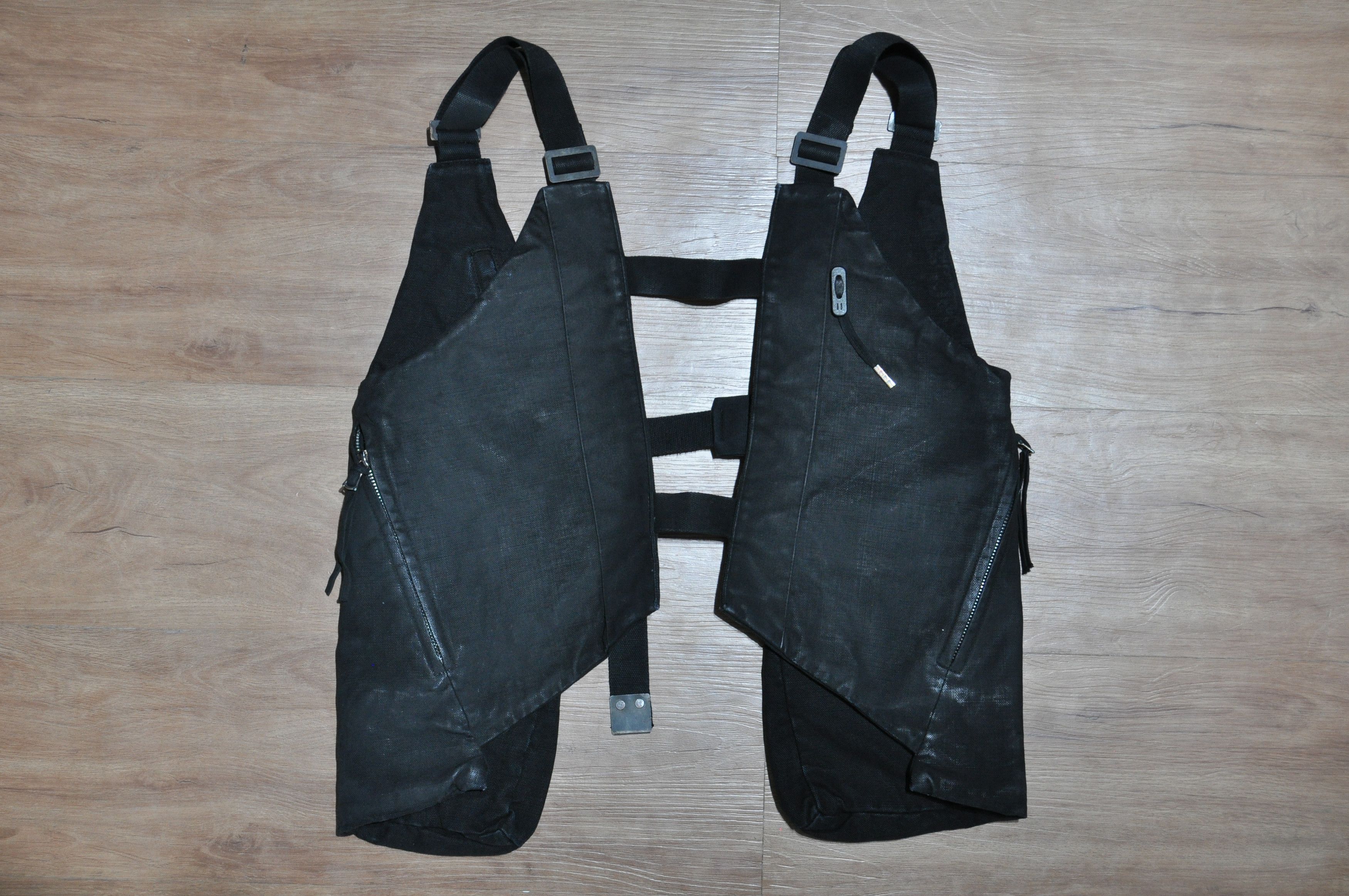 Boris Bidjan Saberi Boris Bidjan Saberi - S/S 20 - Vest 3 Size US L / EU 52-54 / 3 - 2 Thumbnail