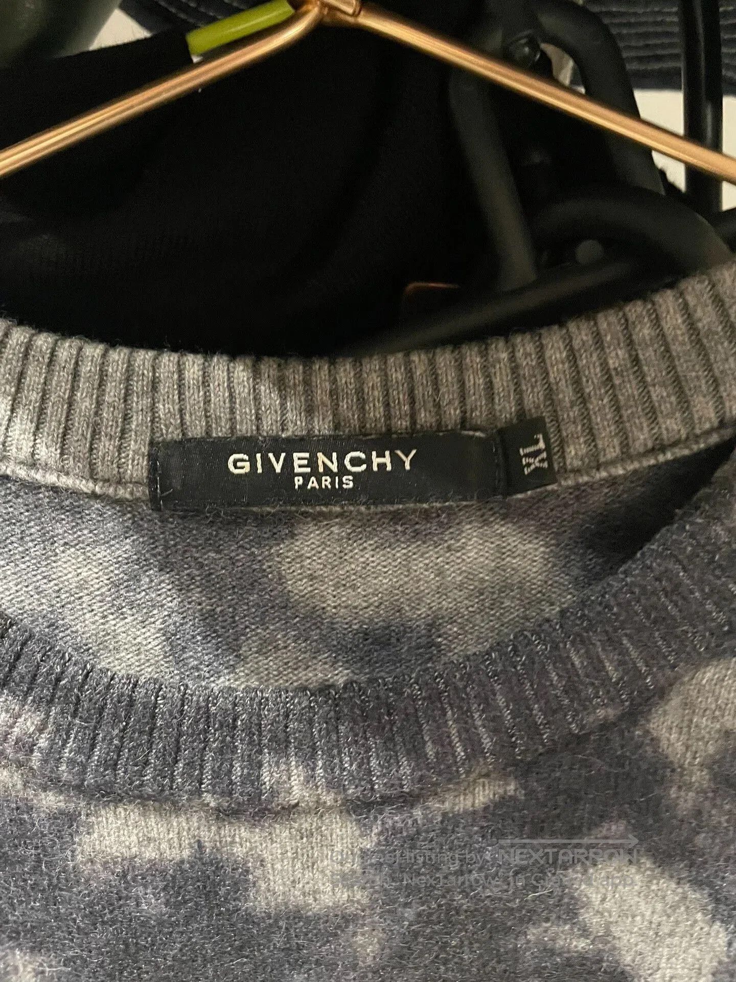 Givenchy Givenchy Gray Fur Sweater. Size S / US 4 / IT 40 - 2 Thumbnail