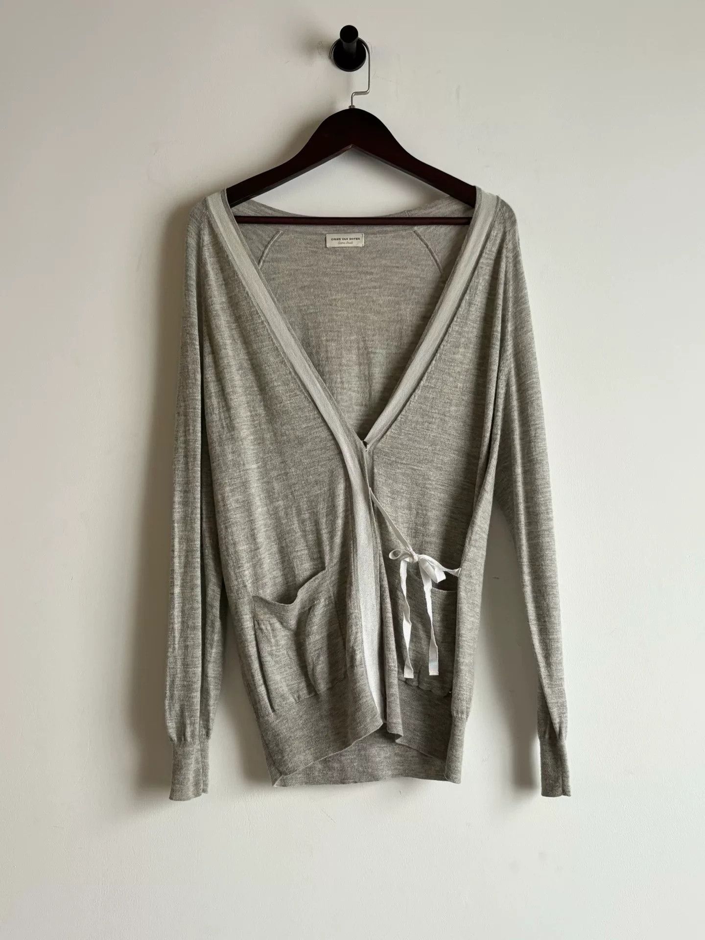 Dries Van Noten Dries Van Noten Tie-Front Cardigan XS Size XS / US 0-2 / IT 36-38 - 1 Thumbnail