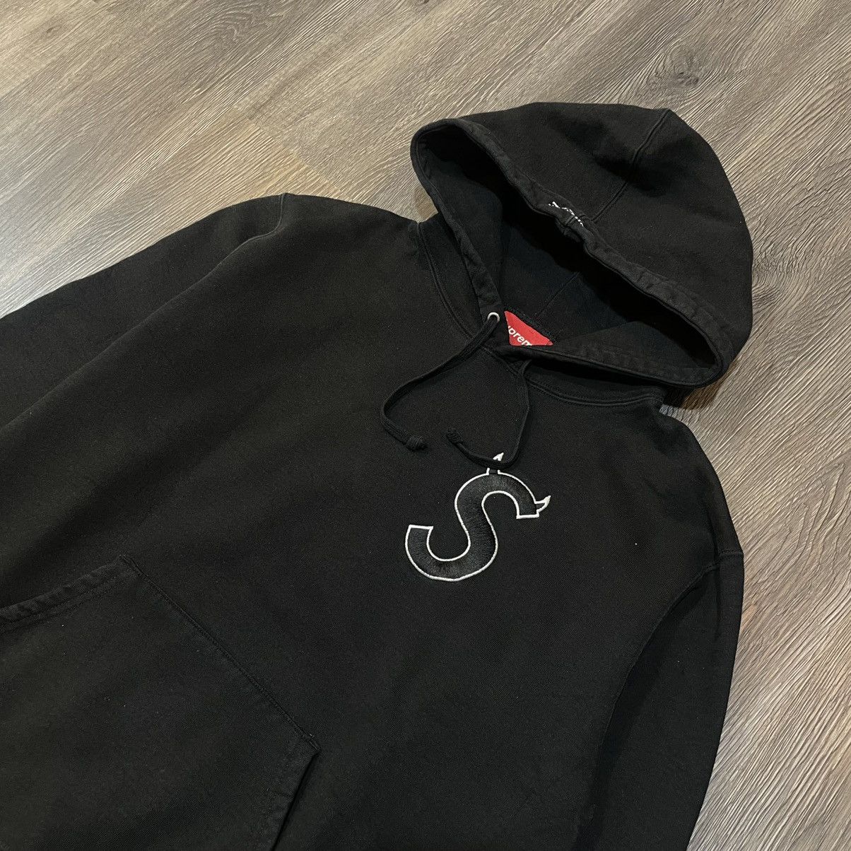 Supreme SUPREME LOGO S DEVIL FW22 Size US S / EU 44-46 / 1 - 2 Thumbnail