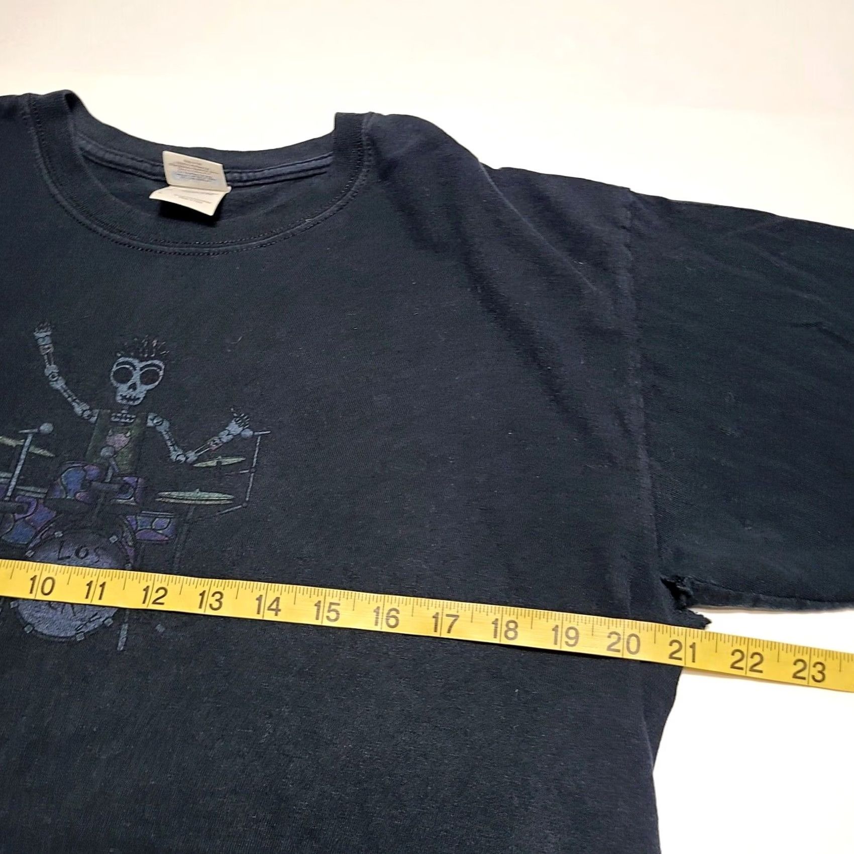 Gildan Vintage Los Muertos Rock Band T-Shirt Mens Size Large Alternative/Indie Hispanic Crew Neck Short Sleeve Black Cotton Solid Graphic Print Size US L / EU 52-54 / 3 - 6 Thumbnail