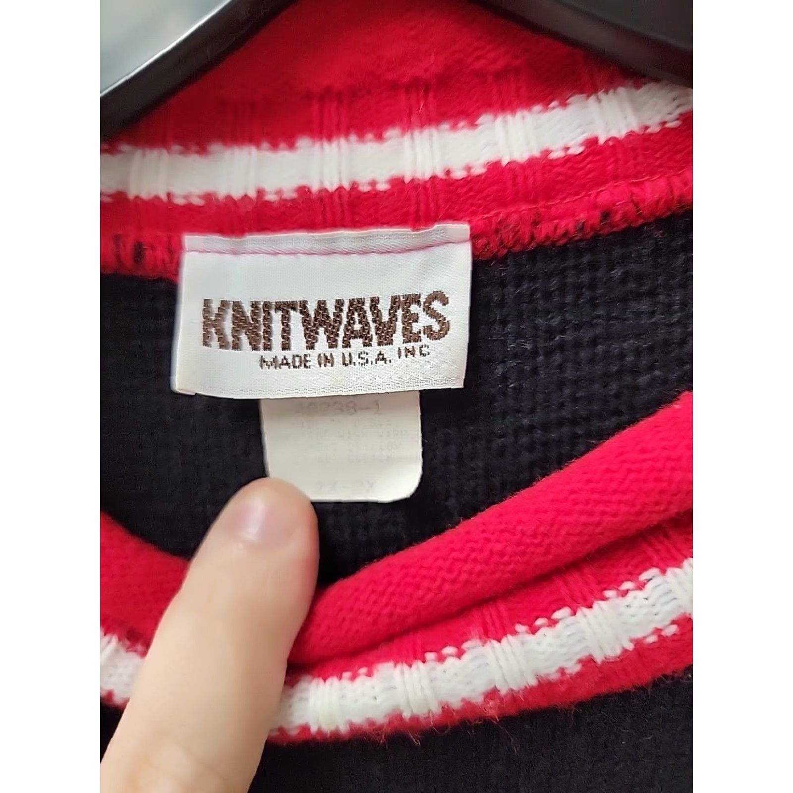 Vintage VINTAGE Knitwaves Ugly Christmas Sweater womens XL-2XL Pullover Long Sleeve Mock Neck Christmas 27 Chest 25 Length Black Red Green White Womens Size XL / US 12-14 / IT 48-50 - 3 Thumbnail