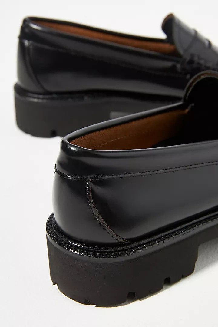 G.H. Bass & Co. G.H. Bass Women's Whitney Super Lug Weejun Loafer Size US 7.5 / IT 37.5 - 5 Thumbnail