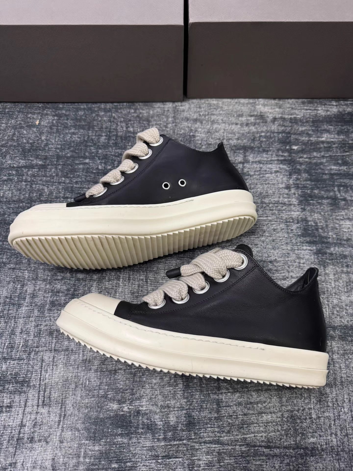 Rick Owens Rick Owens Mainline Thick Laces Low Top "Big Converse" Size US 9 / EU 42 - 2 Thumbnail
