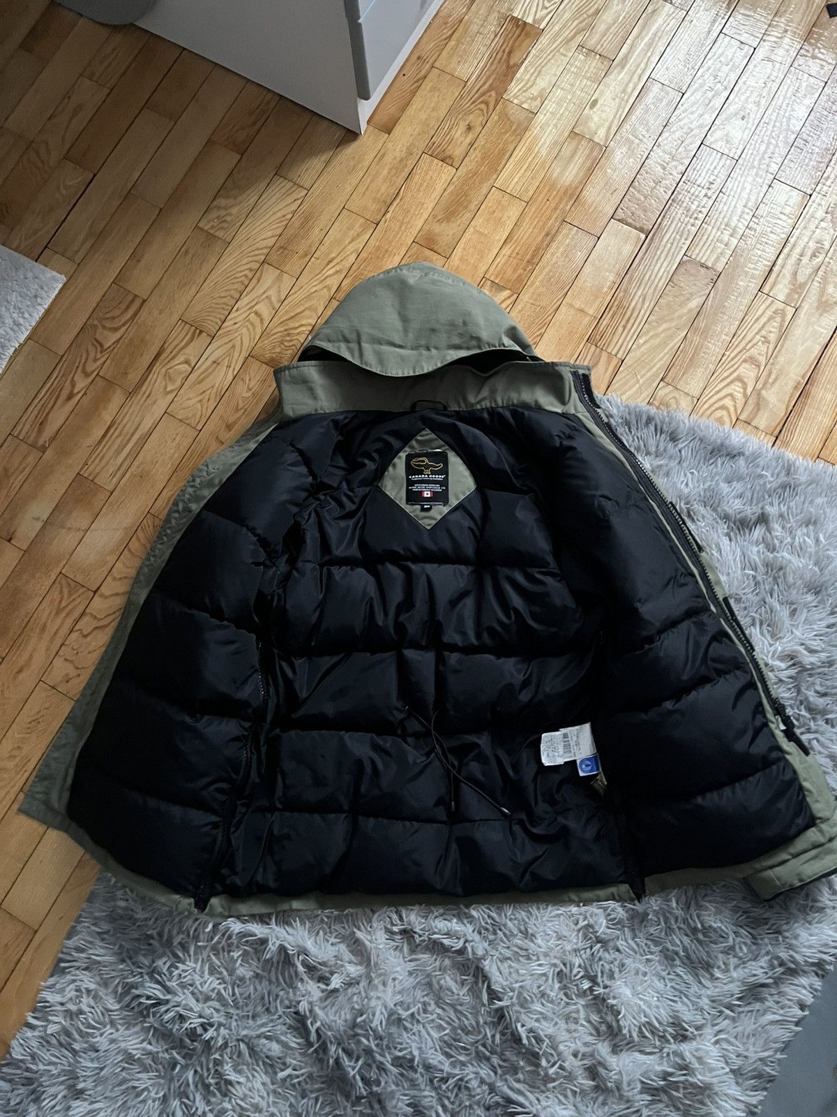 Canada Goose Canada Goose x Vintage Down Parka M size Size US M / EU 48-50 / 2 - 4 Thumbnail