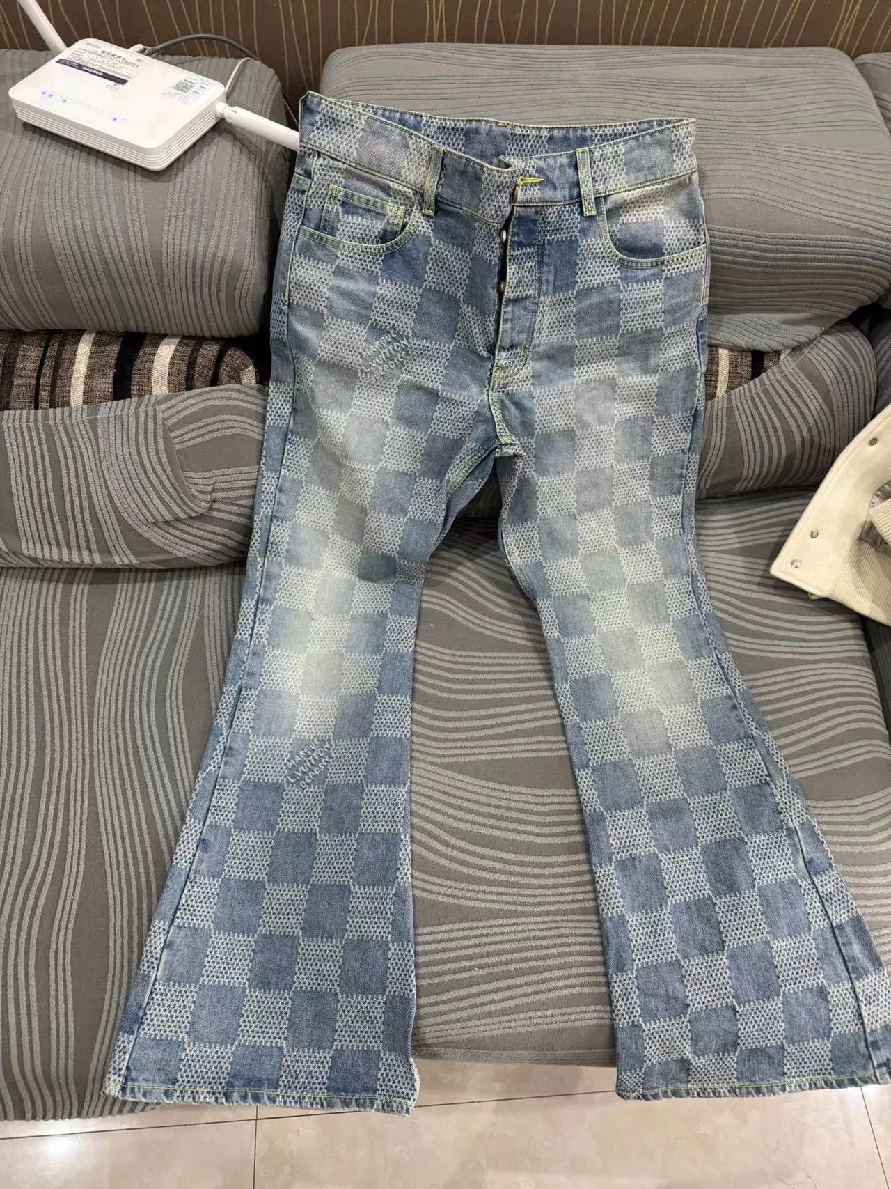 Louis Vuitton LV New 31 Jeans Size 31" - 1 Thumbnail