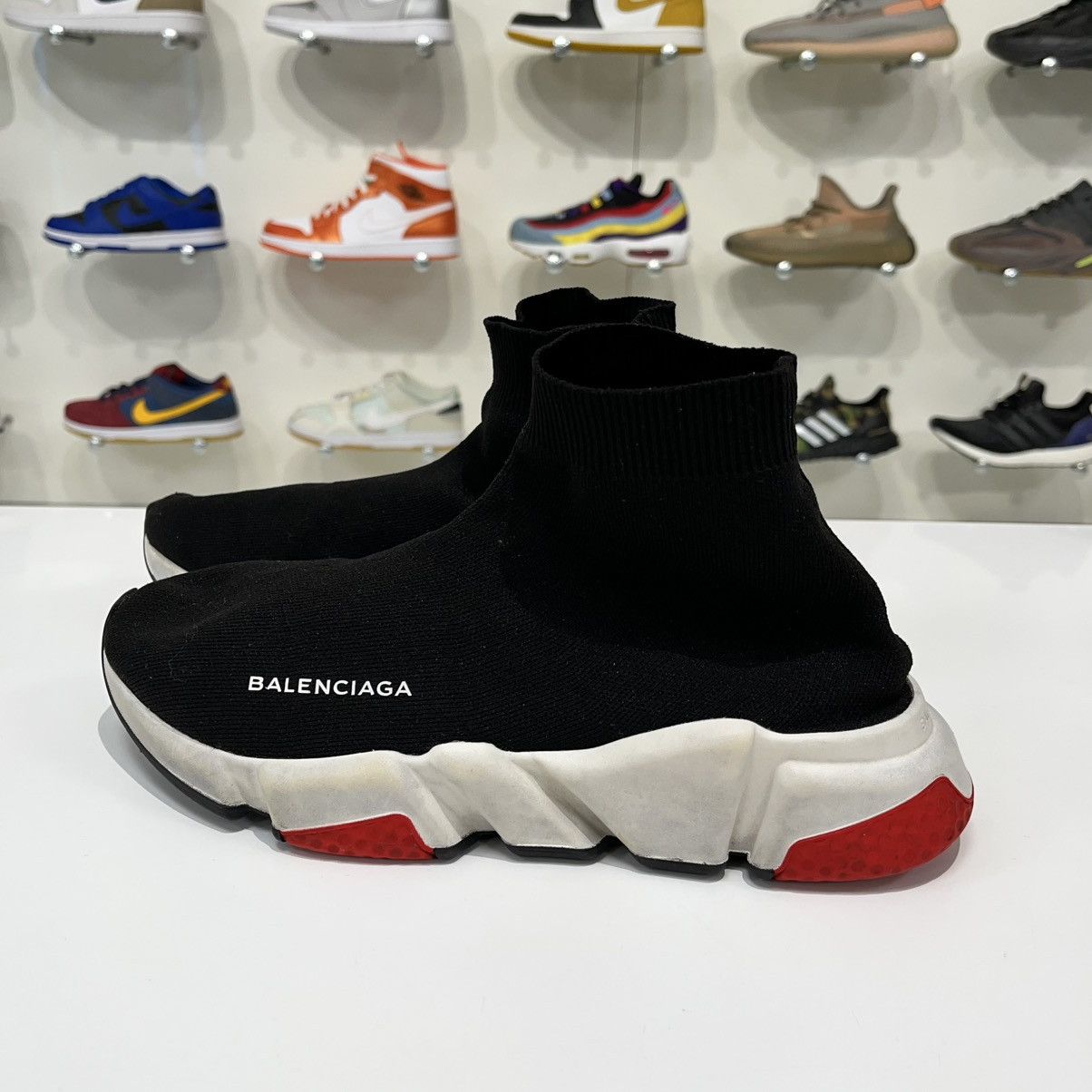 Balenciaga Balenciaga speed Trainer Black White Red Size US 6 / EU 39 - 2 Thumbnail