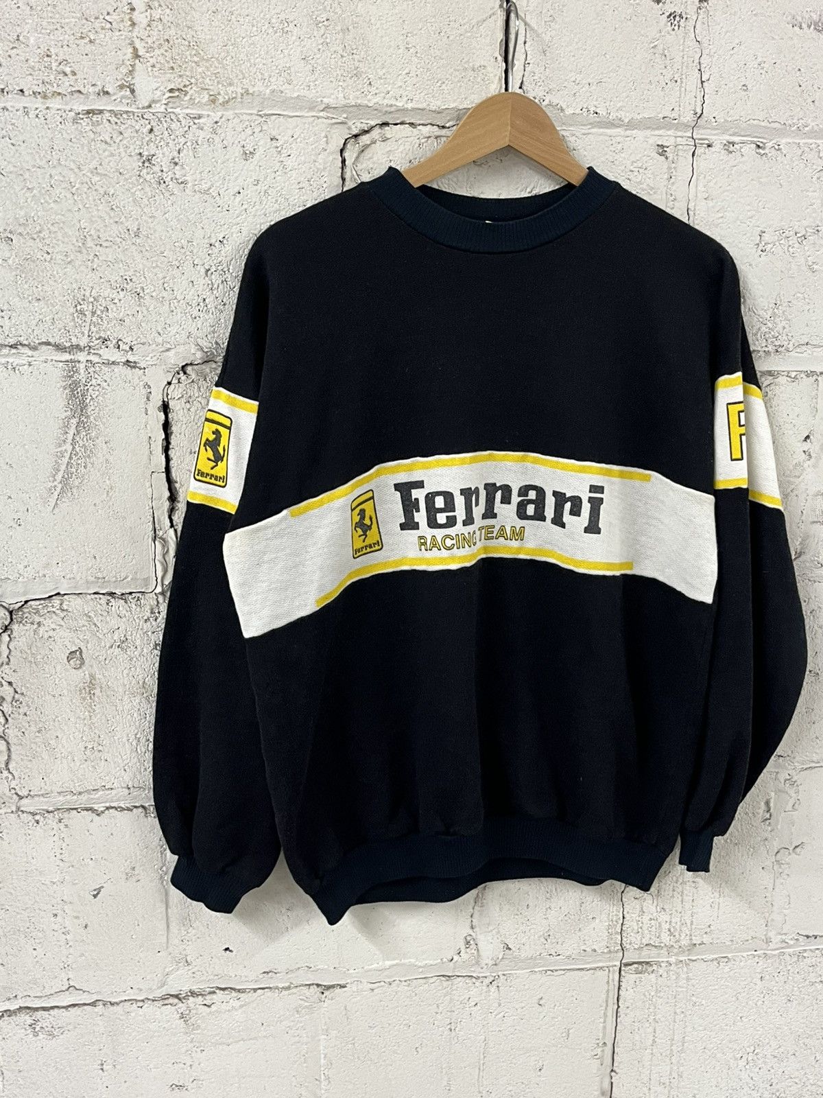 Ferrari Rare ferrari racing vintage 80s crewneck streetwear hype Size US L / EU 52-54 / 3 - 2 Thumbnail