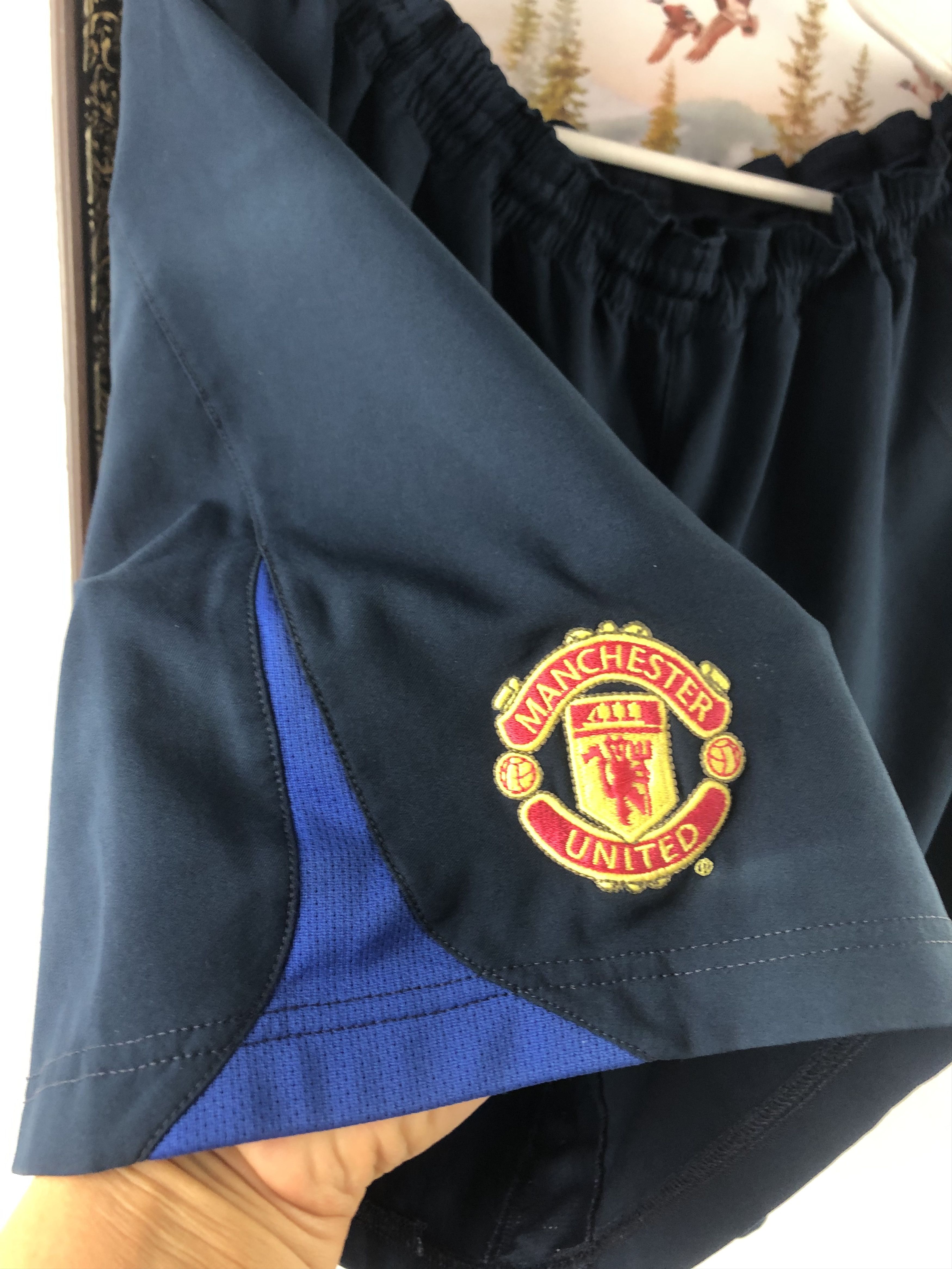 Nike Vintage Manchester United Football Shorts Soccer Size XL Size US 36 / EU 52 - 4 Thumbnail