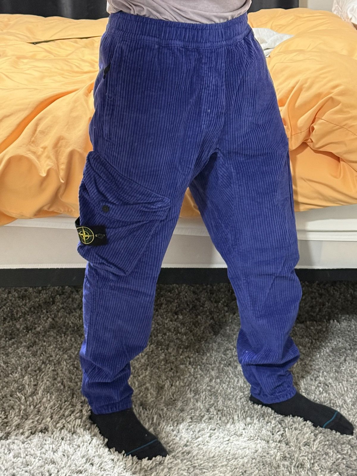 Stone Island Corduroy cargo pants Size US 31 - 17 Thumbnail