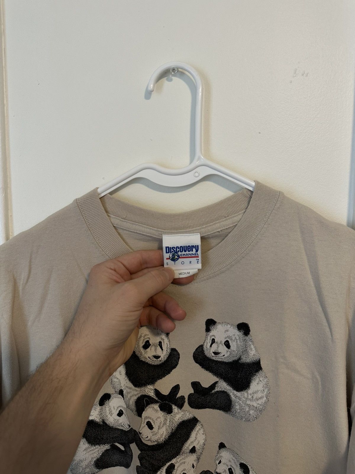 Other 1997 Discovery Channel Panda Graphic Tee Size US M / EU 48-50 / 2 - 2 Thumbnail