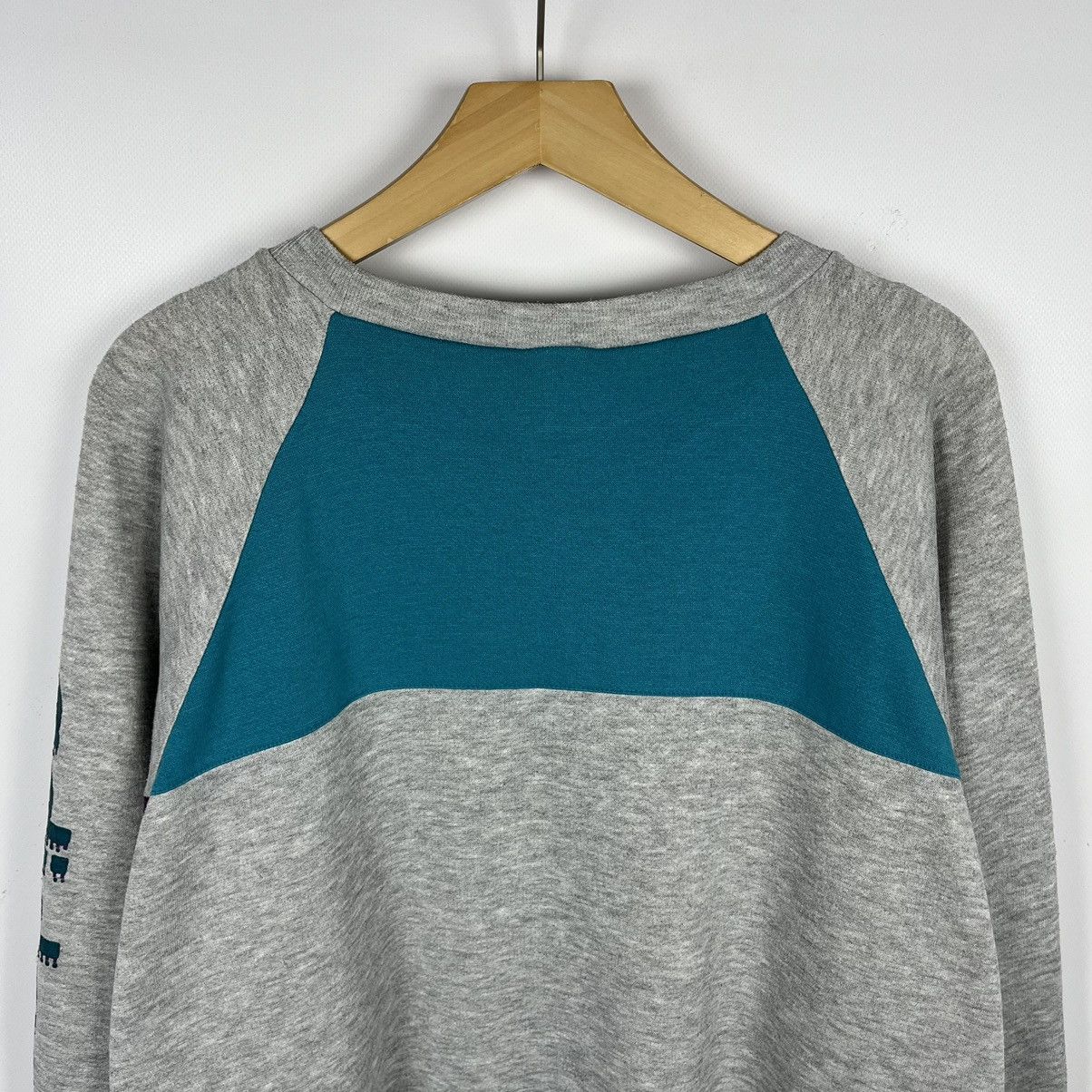 Adidas Vintage Adidas big logo sweatshirt 90’s Size US M / EU 48-50 / 2 - 15 Thumbnail