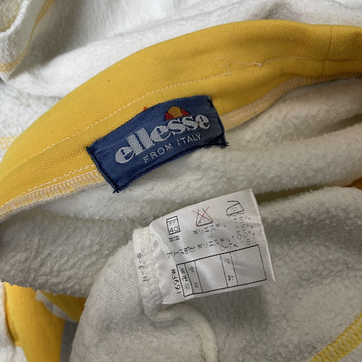 Ellesse VINTAGE 70s-80s ELLESE SPELL OUT LONG SLEEVE FLEECE SWEATER Size US L / EU 52-54 / 3 - 15 Thumbnail