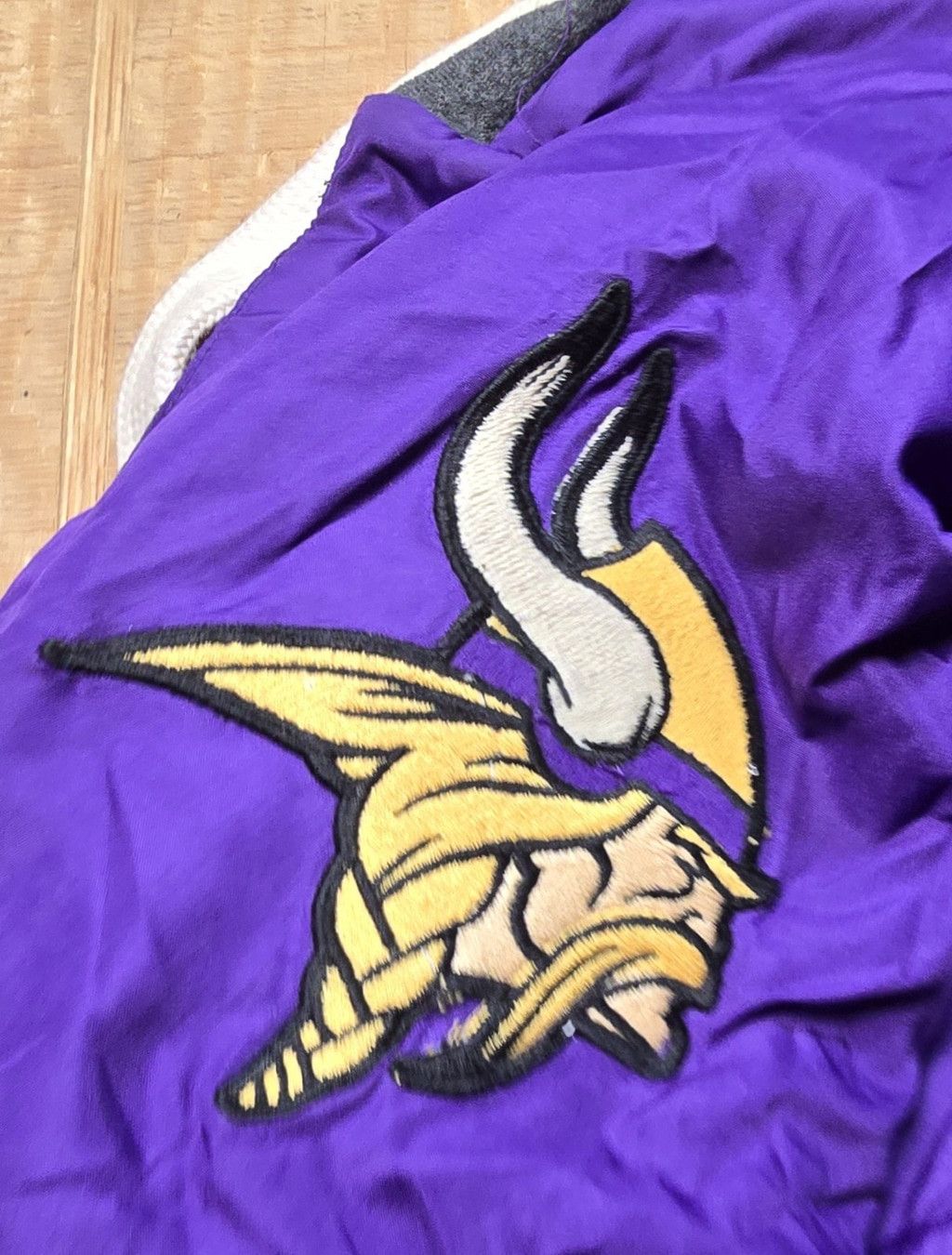 G-III Minnesota Vikings NFL Reversible Hoodie Jacket Men Size US XL / EU 56 / 4 - 4 Thumbnail