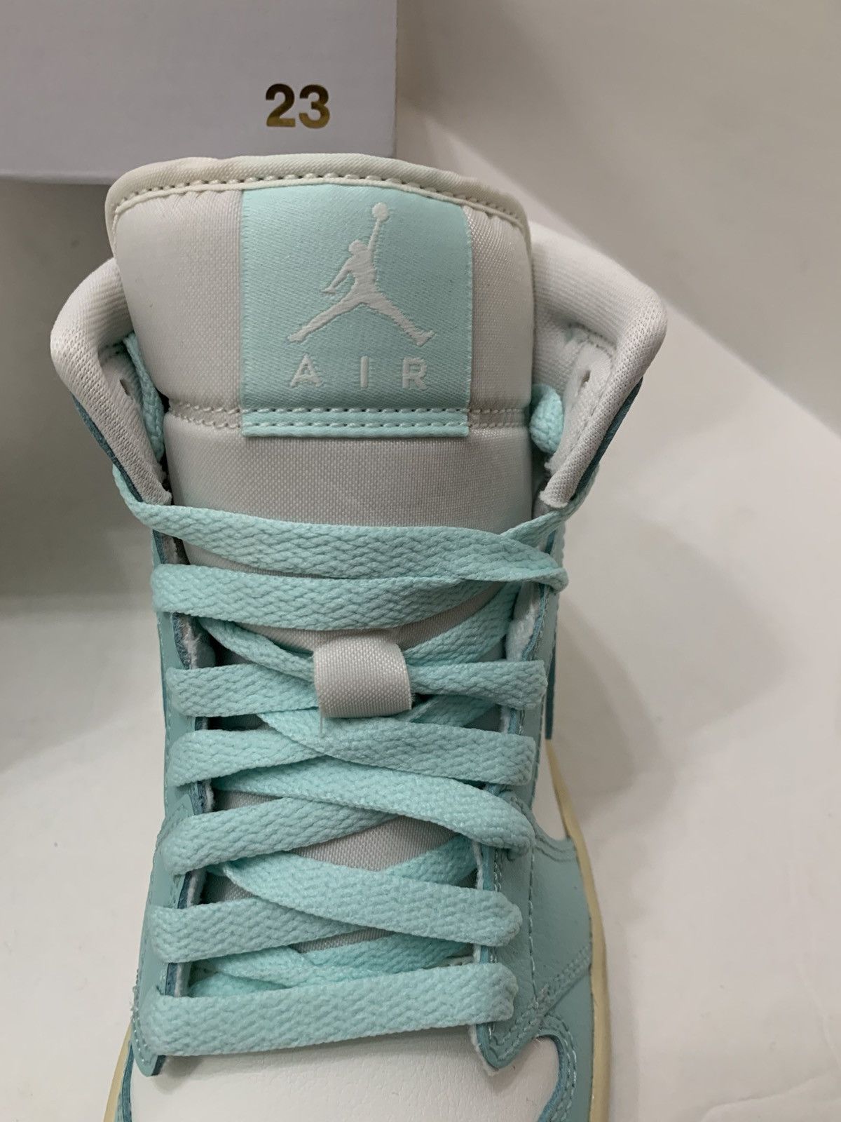 Jordan Brand AIR JORDAN 1 MID Size US 6 / IT 36 - 22 Thumbnail