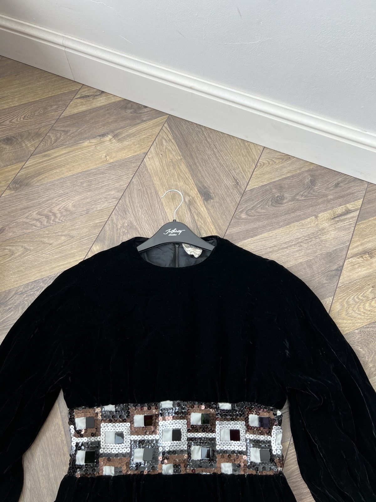 Designer Grieder Vintage Black Velvet Dress Long Sleeve Beaded Waist Size XS / US 0-2 / IT 36-38 - 12 Thumbnail