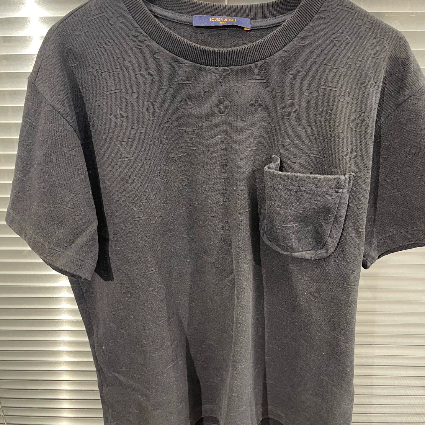 Louis Vuitton Louis Vuitton Black Monogram Short Sleeve Shirt M Size US M / EU 48-50 / 2 - 4 Thumbnail