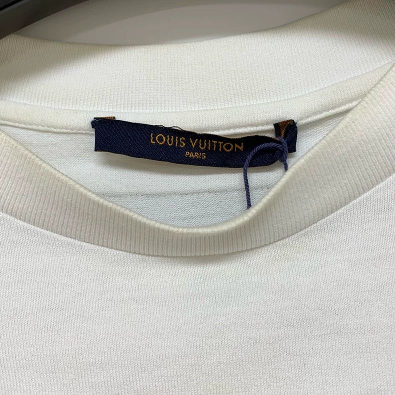 Louis Vuitton Louis Vuitton White Lianliankan Embroidered Short Sleeve T Size US M / EU 48-50 / 2 - 4 Thumbnail