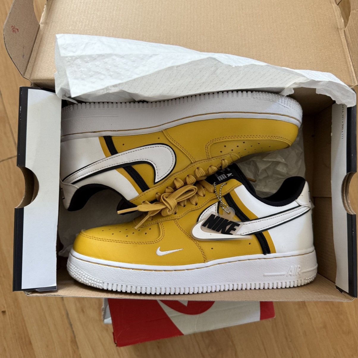 Nike 2019 nike air force 1 lv8 “dark sulfur” Size US 7.5 / EU 40-41 - 8 Thumbnail